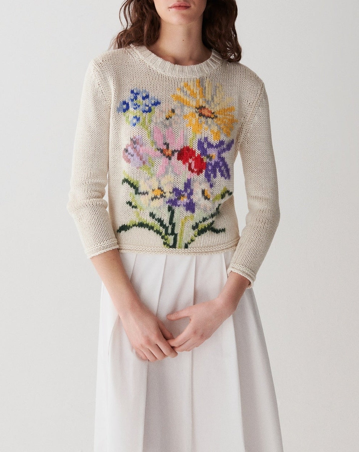 RECO185Pull Col Rond Broderie Bouquet - Naturel