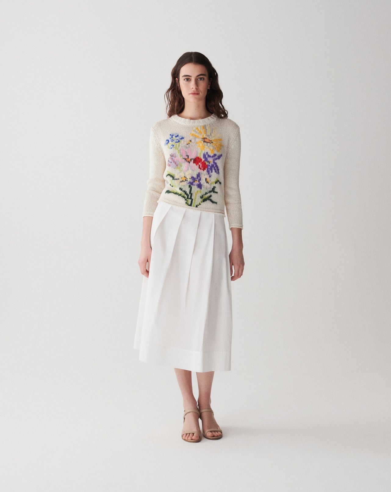 RECO185Pull Col Rond Broderie Bouquet - Naturel
