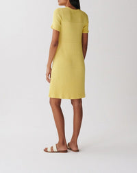 RECO115Robe Courte Évasée Plissée - Jaune Buvard
