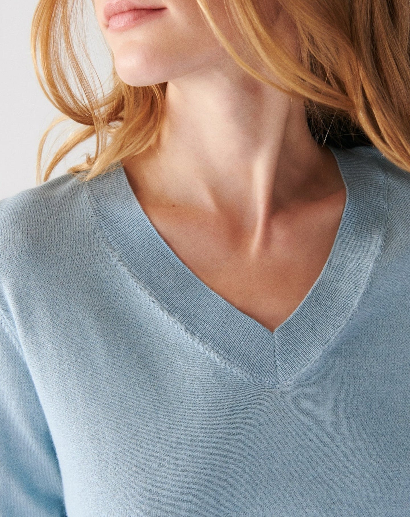 RECO85Pull V Ultrafin Coton Et Cachemire - Bleu Glaz