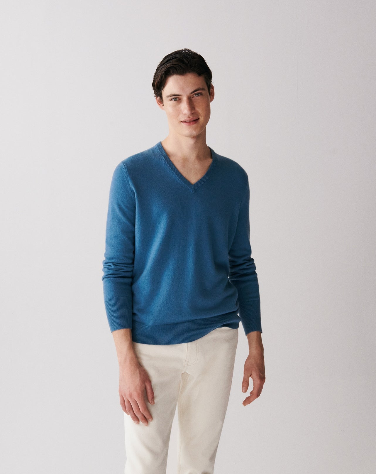 RECO130Pull Col V Classique - Bleu Uniforme