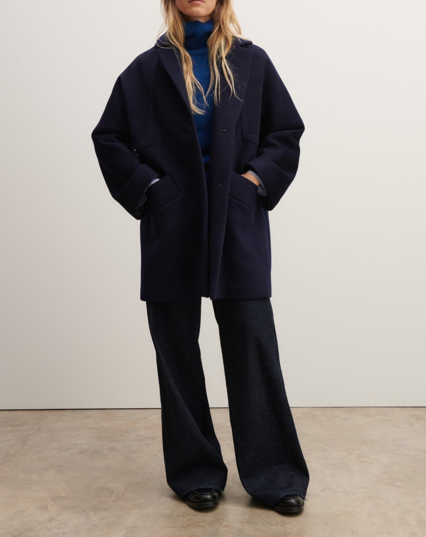 RECO595Manteau Oversize Double Face Découpes Géométriques - Marine