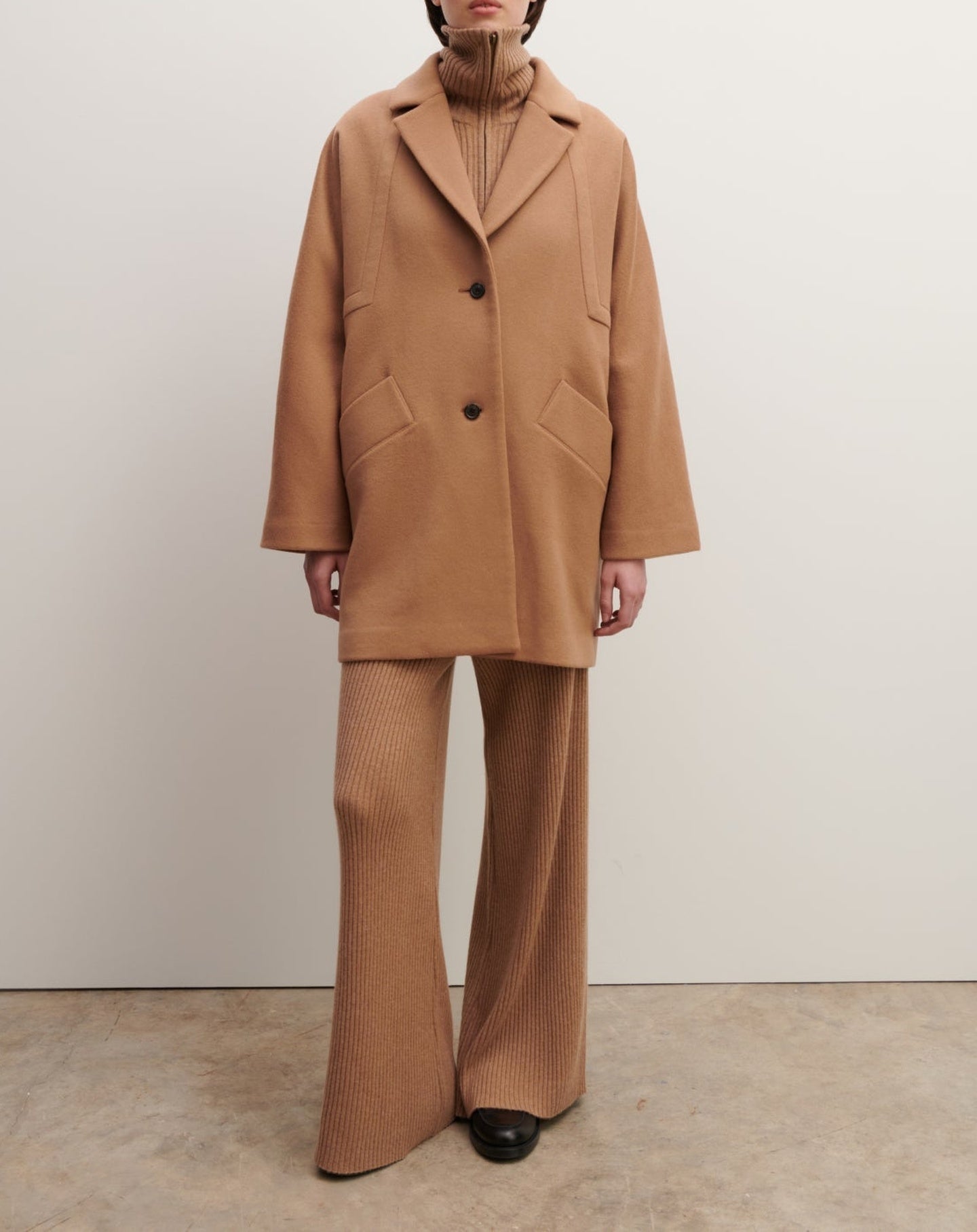 RECO595Manteau Oversize Double Face Découpes Géométriques - Vicuna