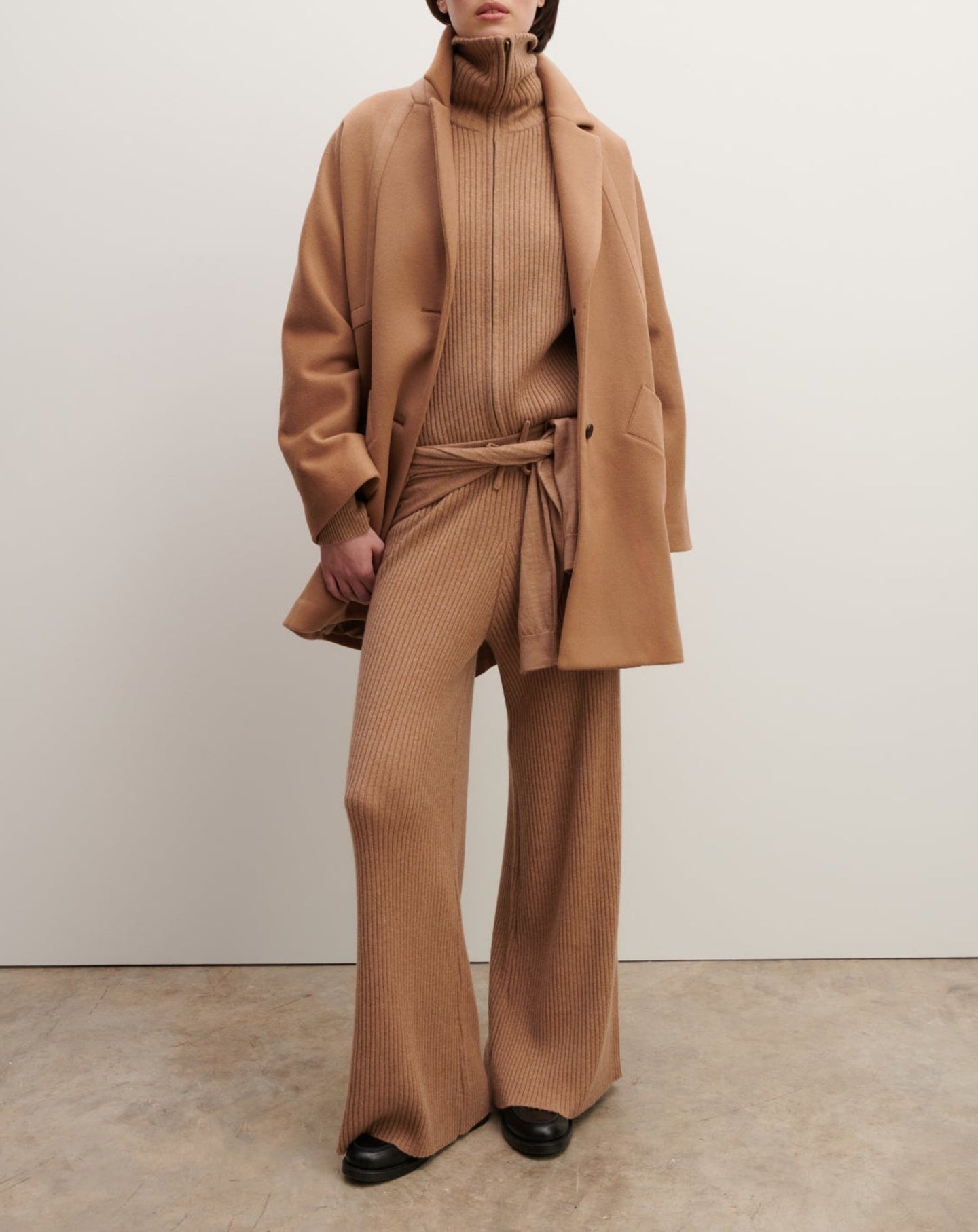 RECO595Manteau Oversize Double Face Découpes Géométriques - Vicuna