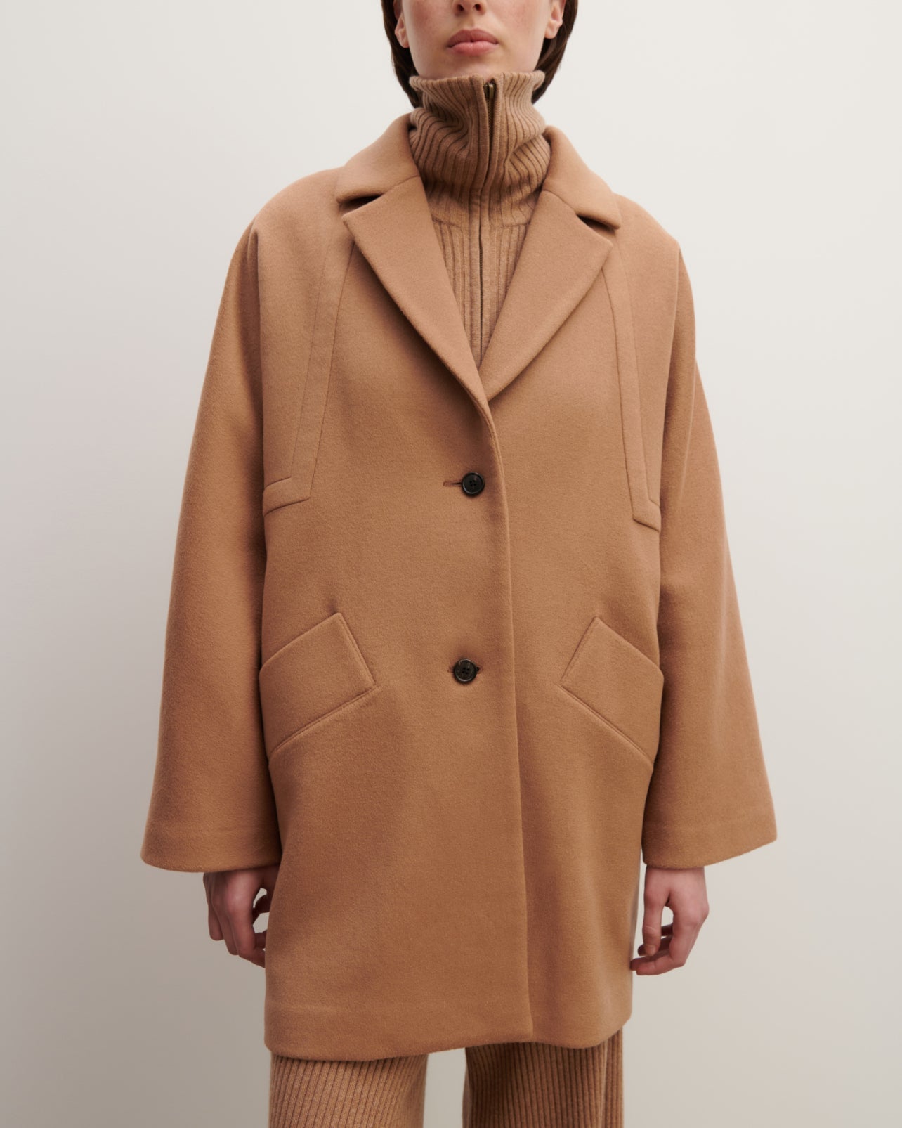 RECO595Manteau Oversize Double Face Découpes Géométriques - Vicuna
