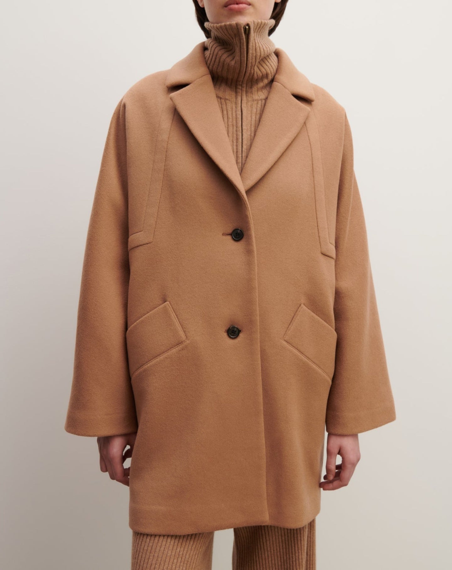 RECO595Manteau Oversize Double Face Découpes Géométriques - Vicuna
