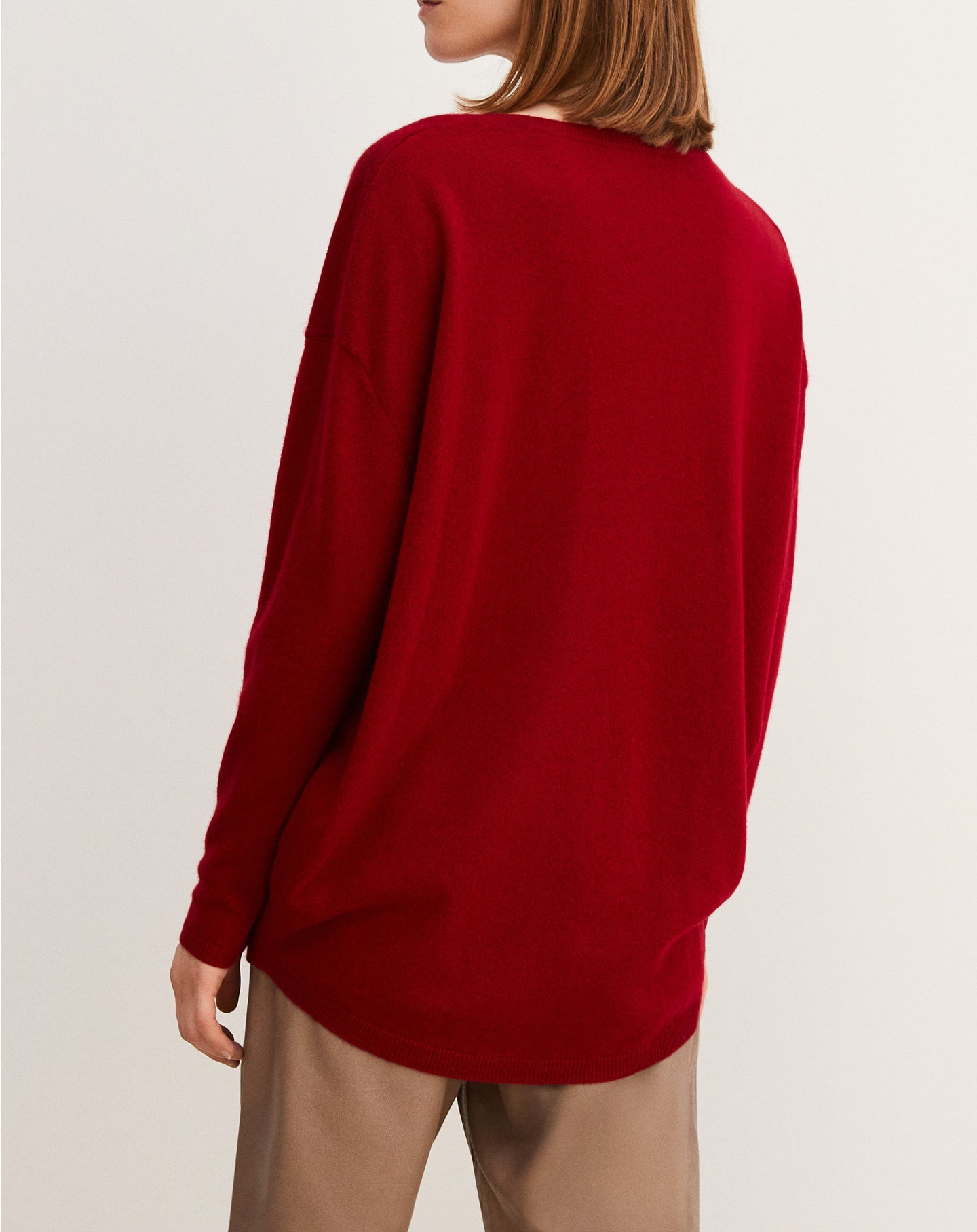 Oversized cashmere V jumper - Guarana Red