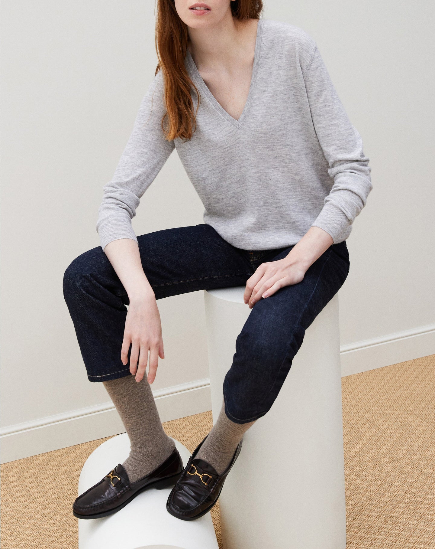 Ultra-fine cashmere oversized V-neck jumper - Electric Blue