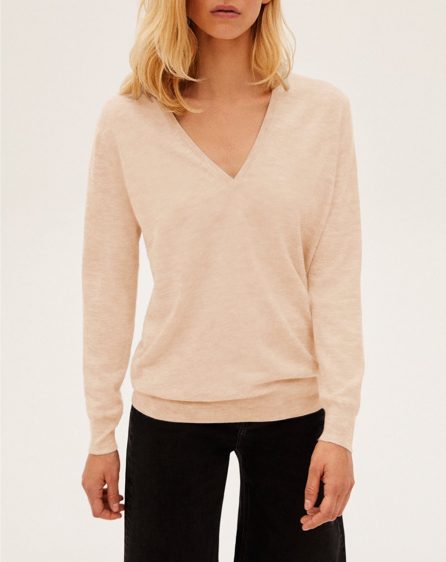 Ultra-fine cashmere oversized V-neck jumper - Sepia