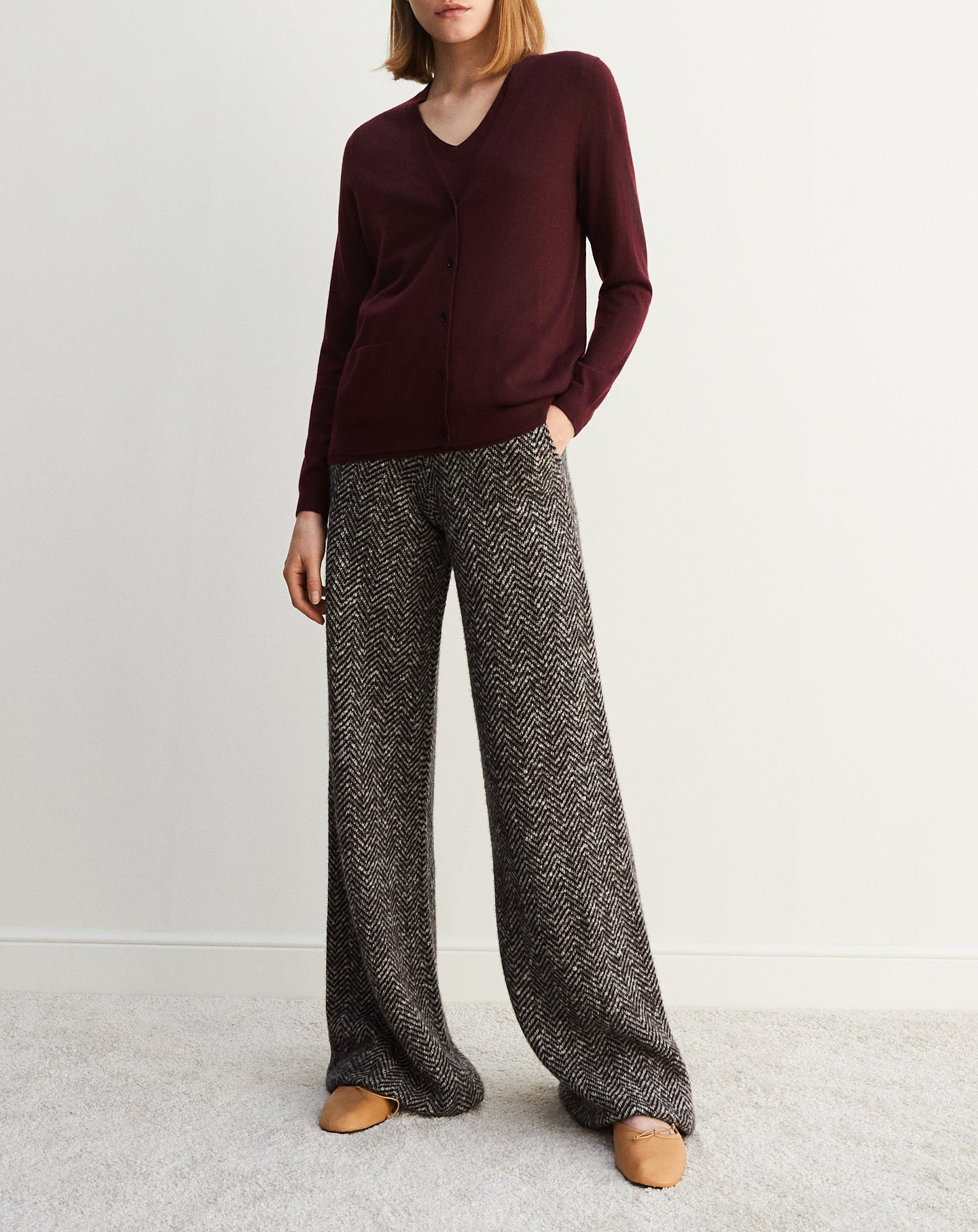 Ultra-thin cashmere cardigan with pockets - Vert d'Eau