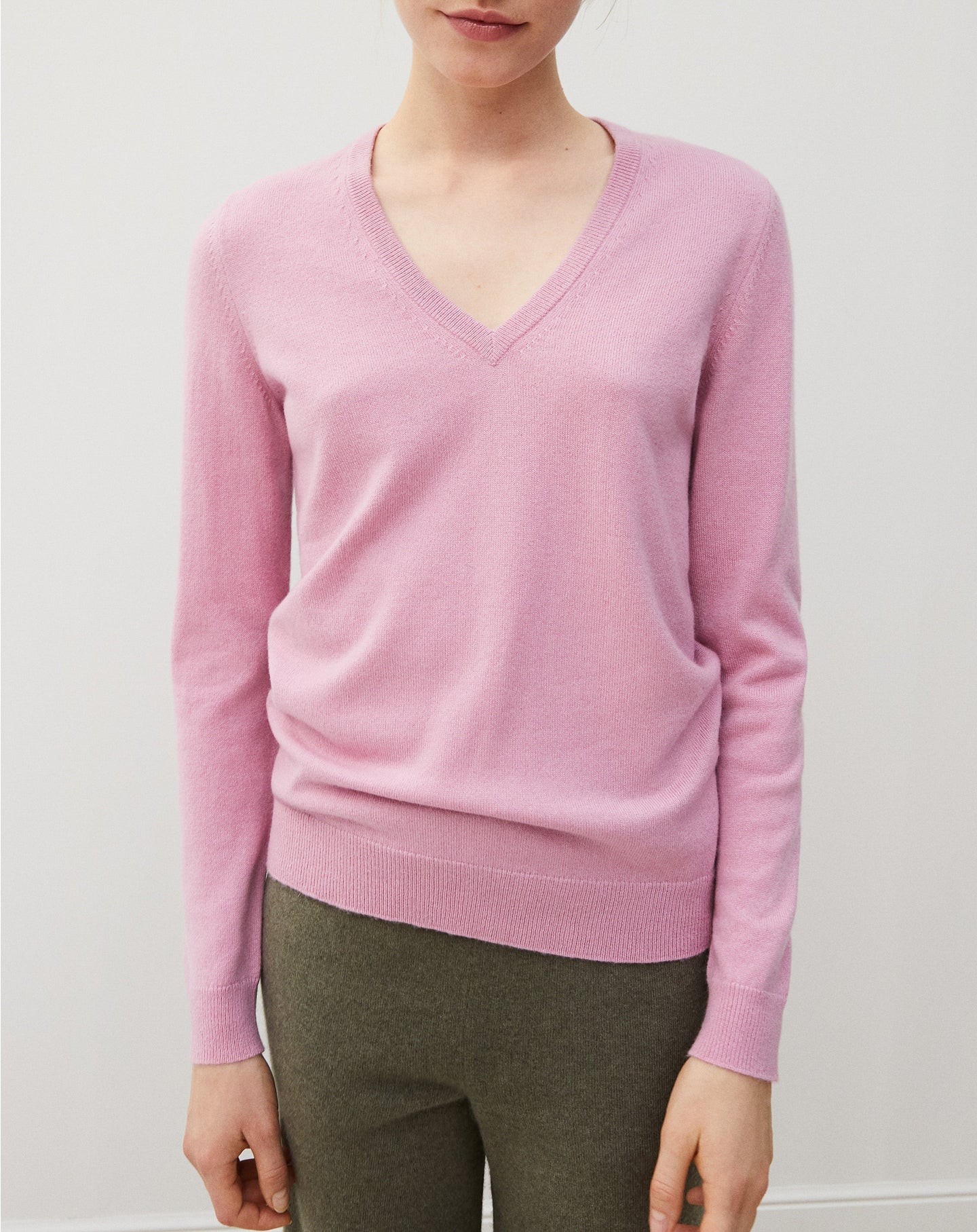 Classic cashmere V jumper - Blue Poet