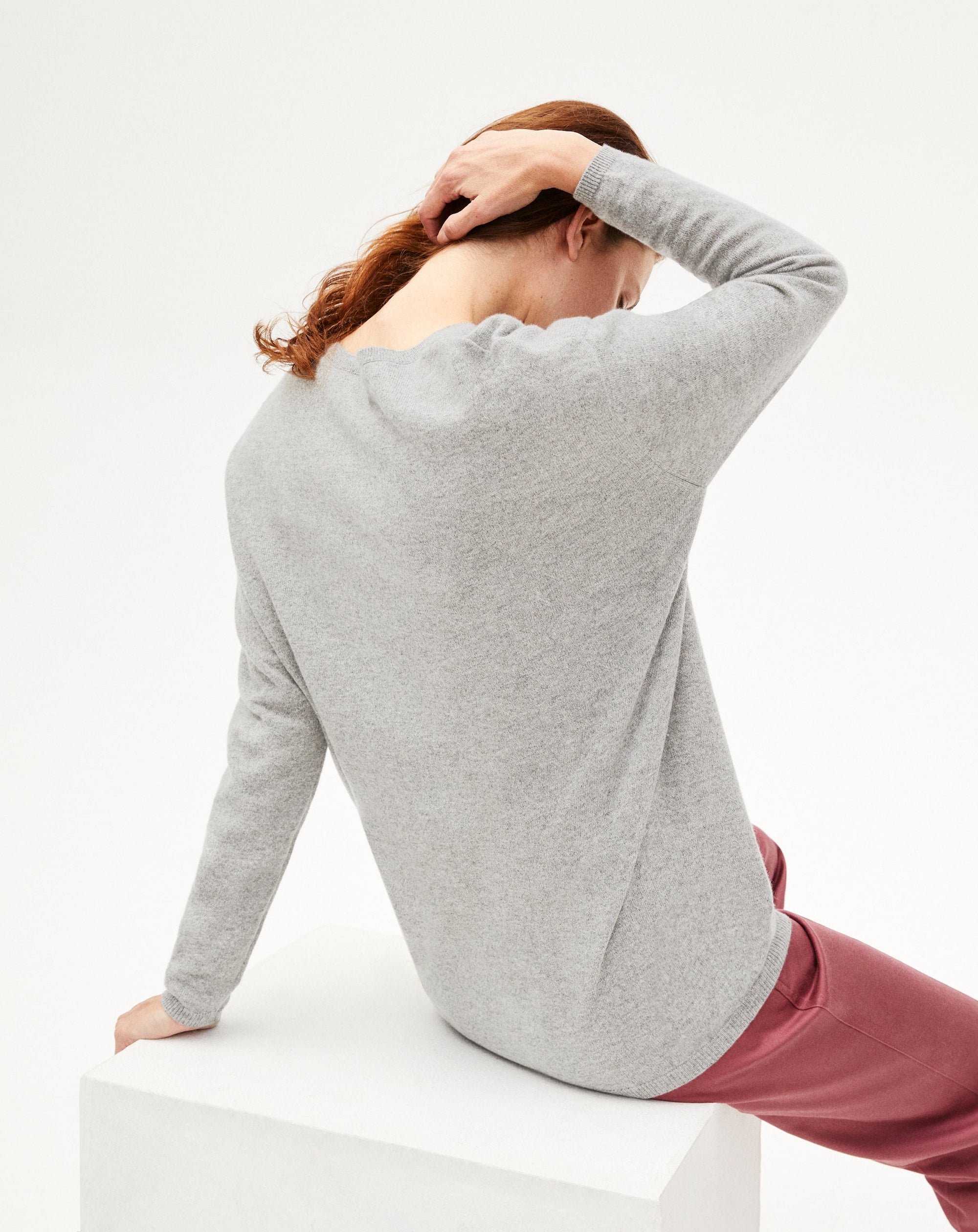 Oversized cashmere crew neck jumper - Givre