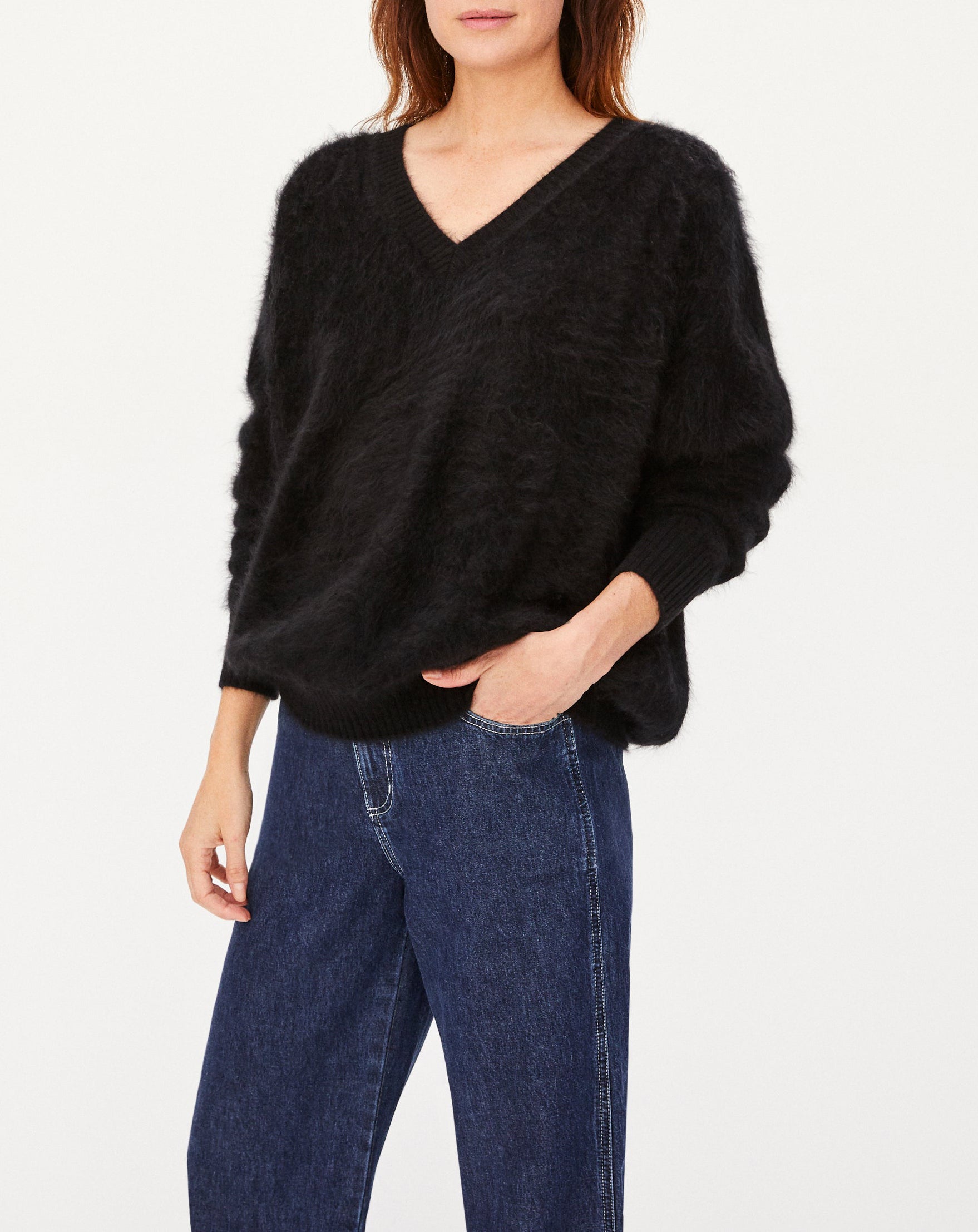 Brushed cashmere V jumper - Black