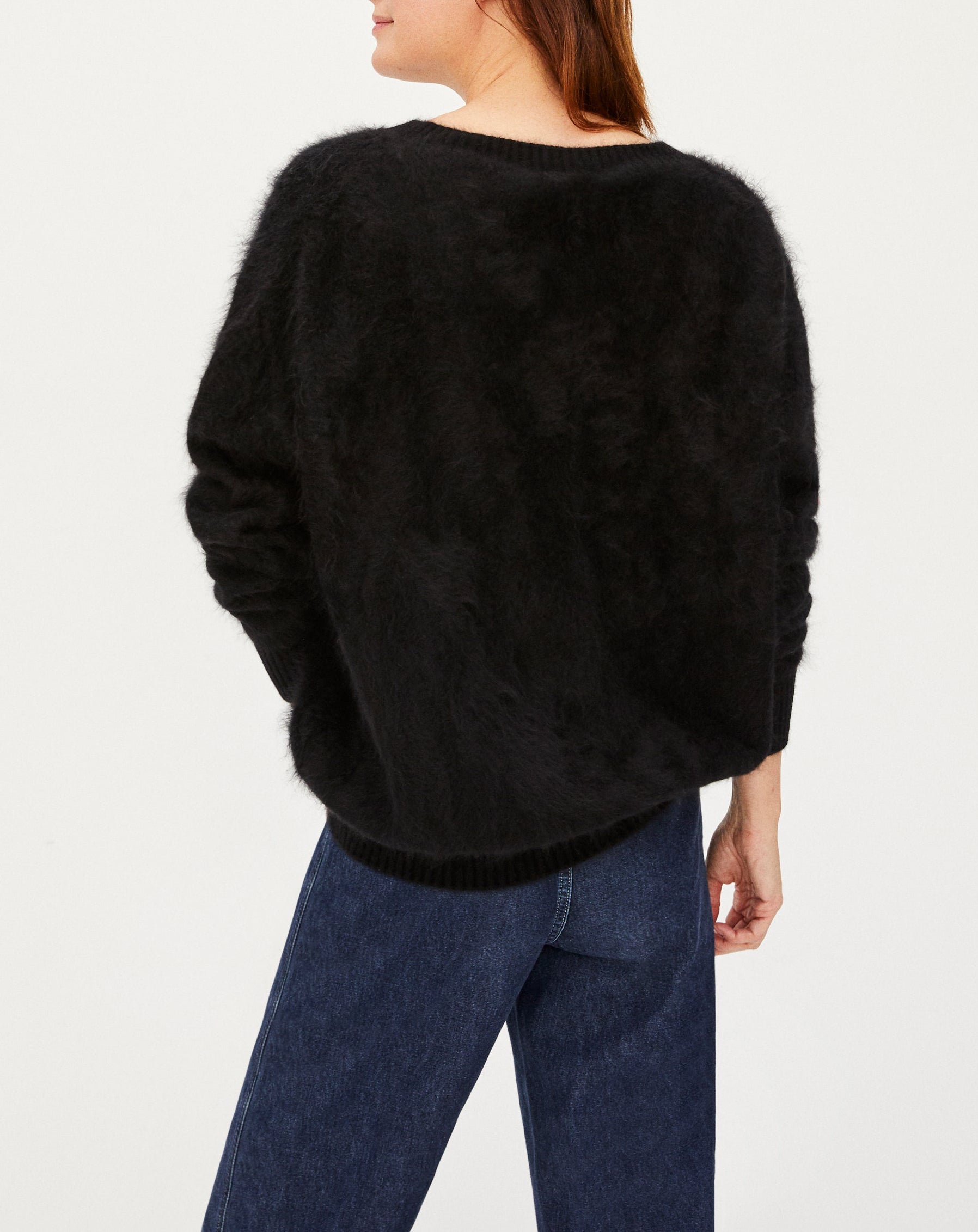 Brushed cashmere V jumper - Black