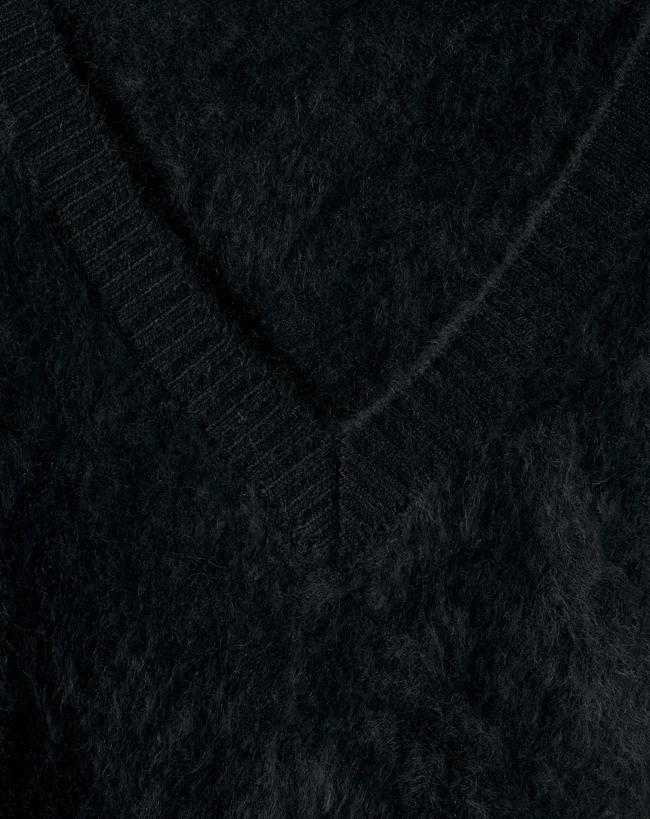 Brushed cashmere V jumper - Black