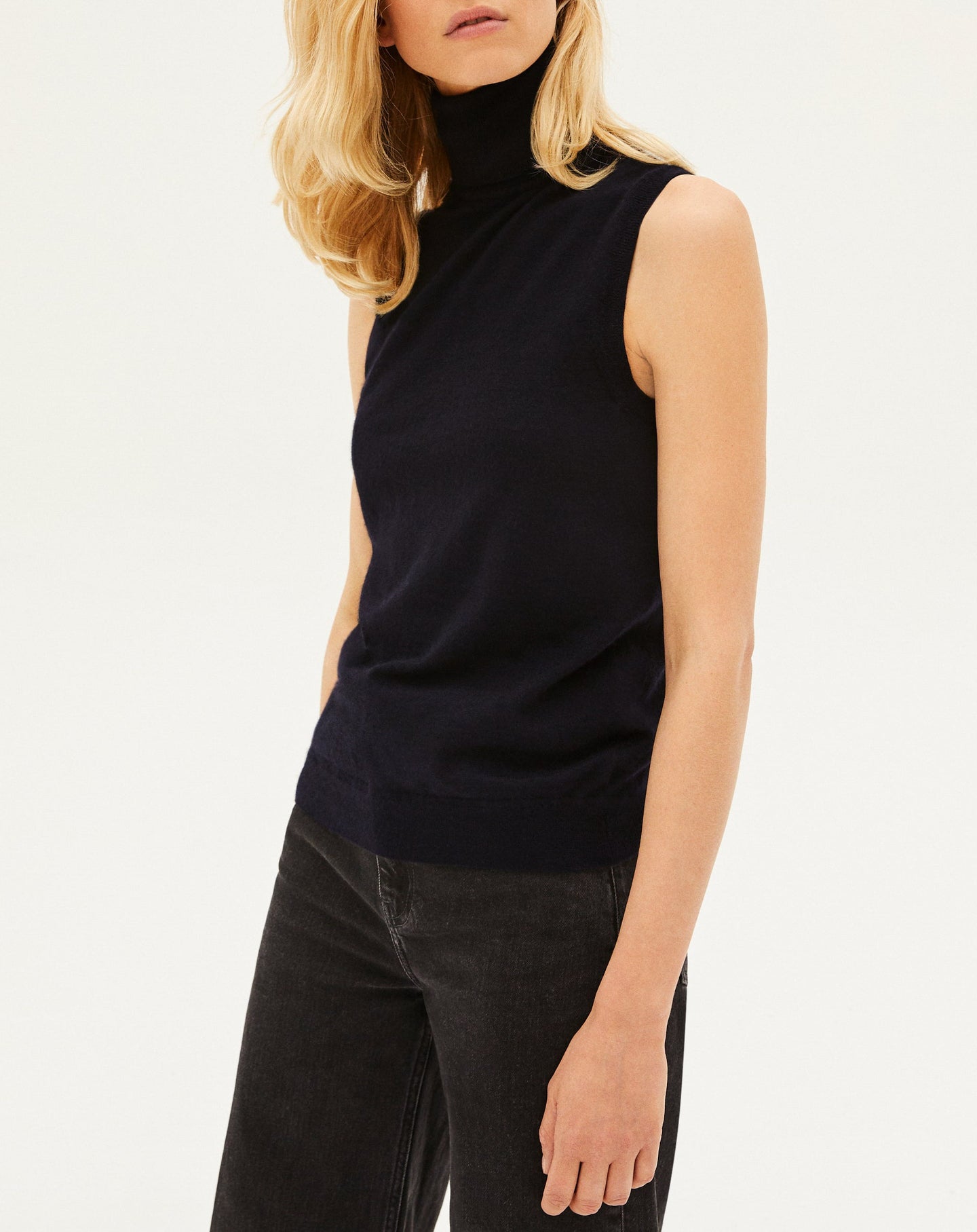 Ultra-fine cashmere turtleneck jumper - Navy