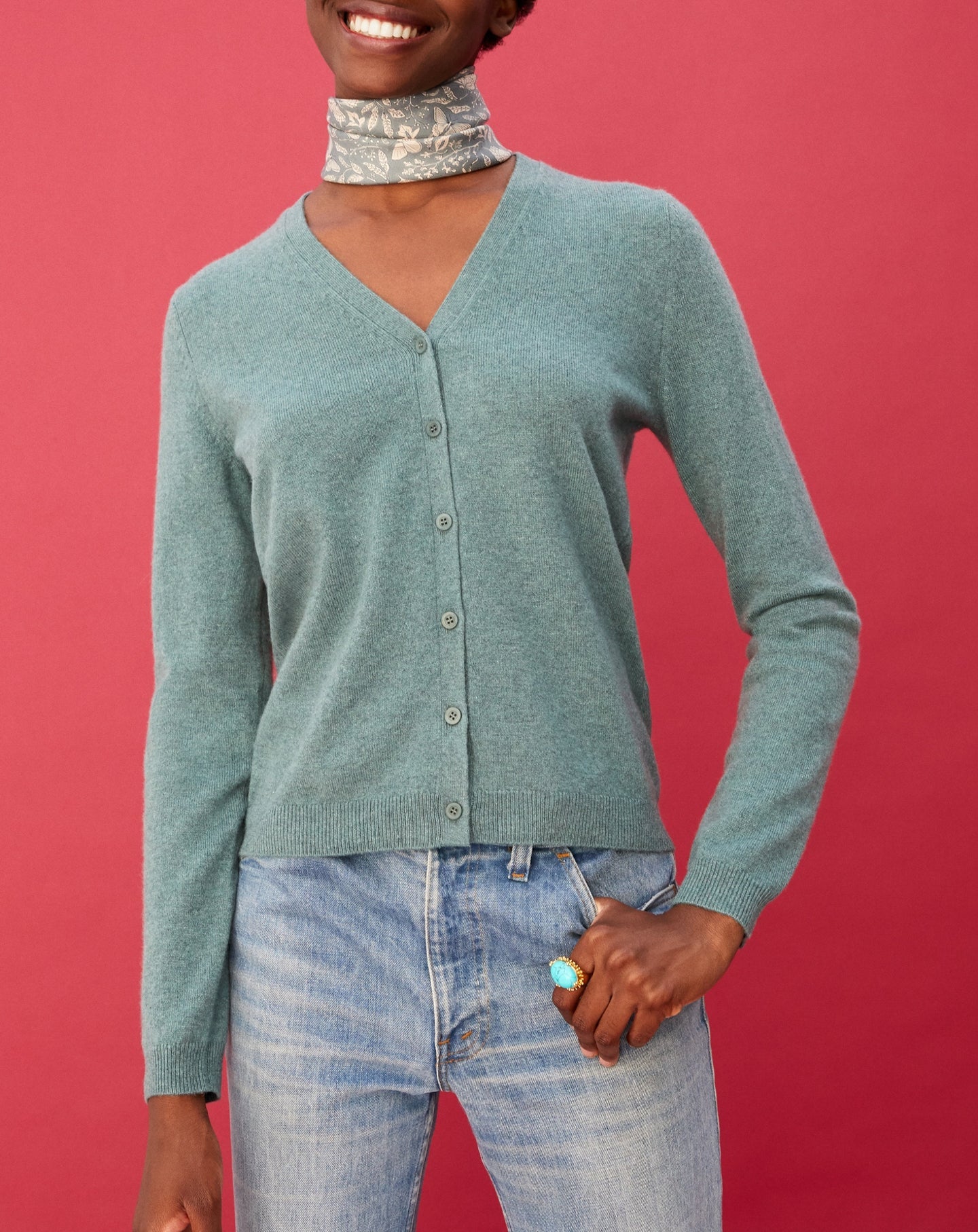 Slim-fitted cashmere cardigan - Horizon