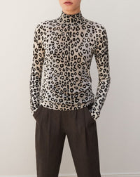 Leopard print stand-up collar in cashmere - Roche