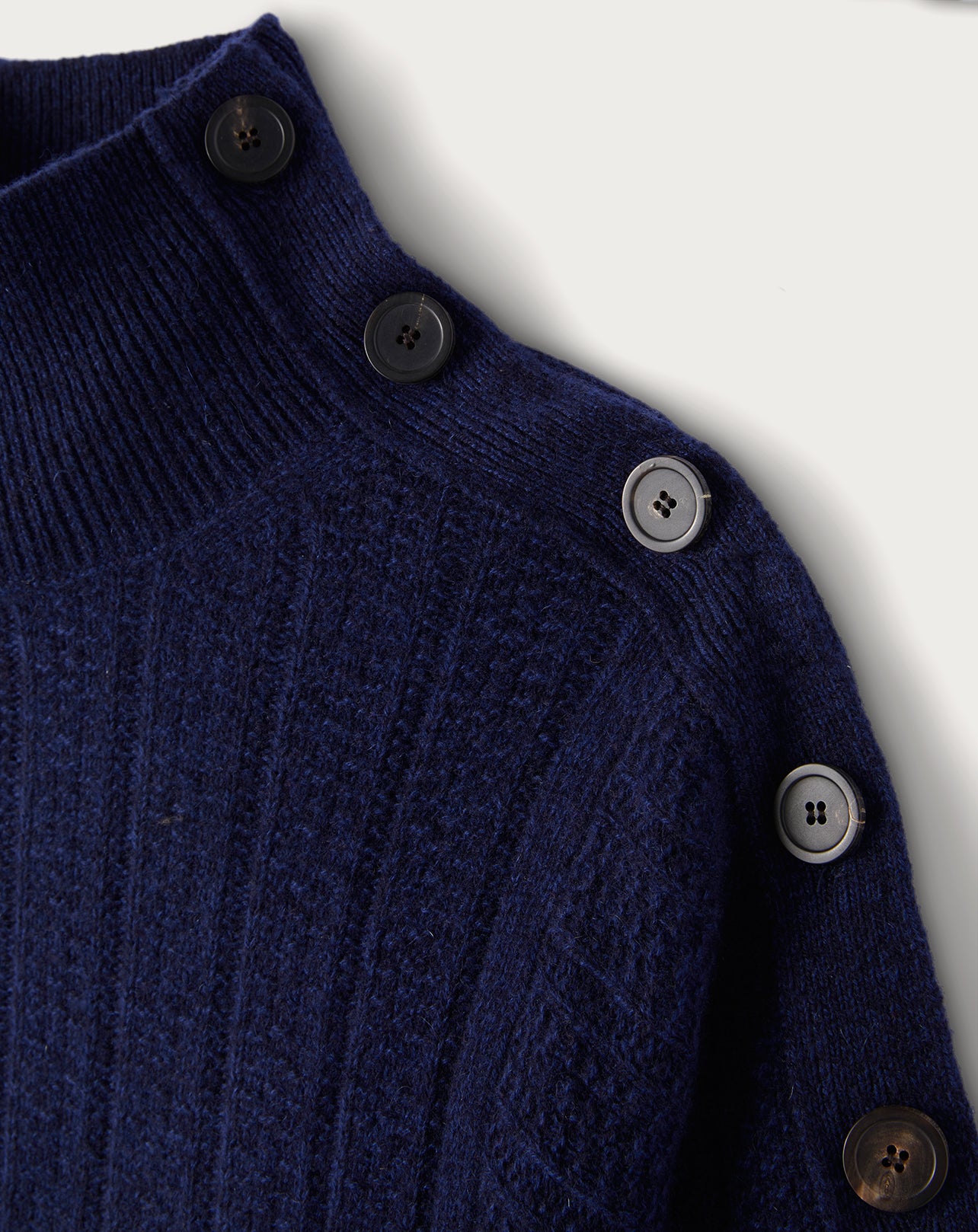 Pull col montant Guernesey en cachemire - Bleu Nocturne & Marine