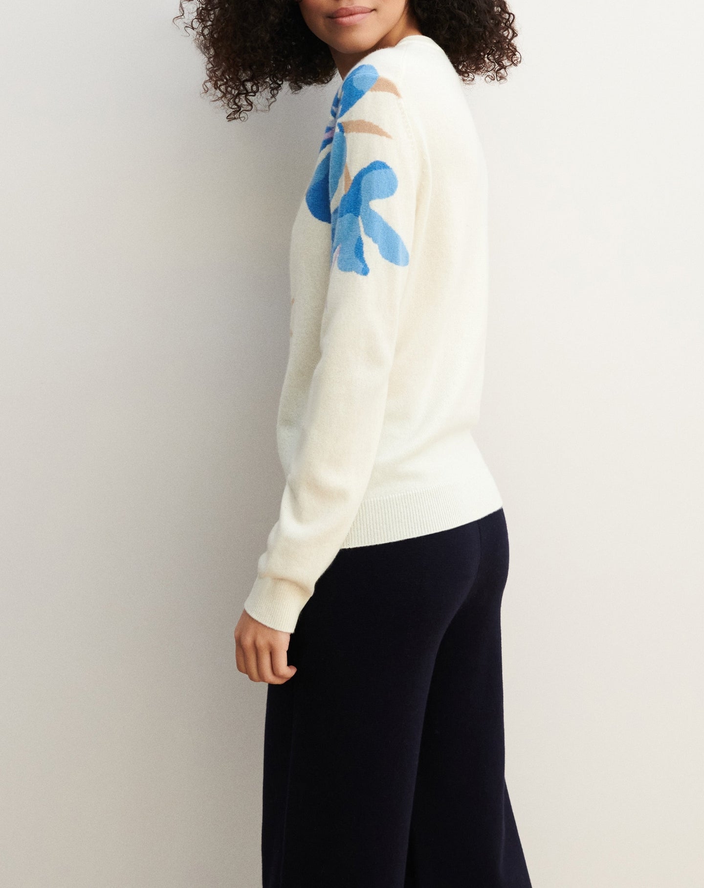 RECO90Ras de cou intarsia hibiscus - Blanc