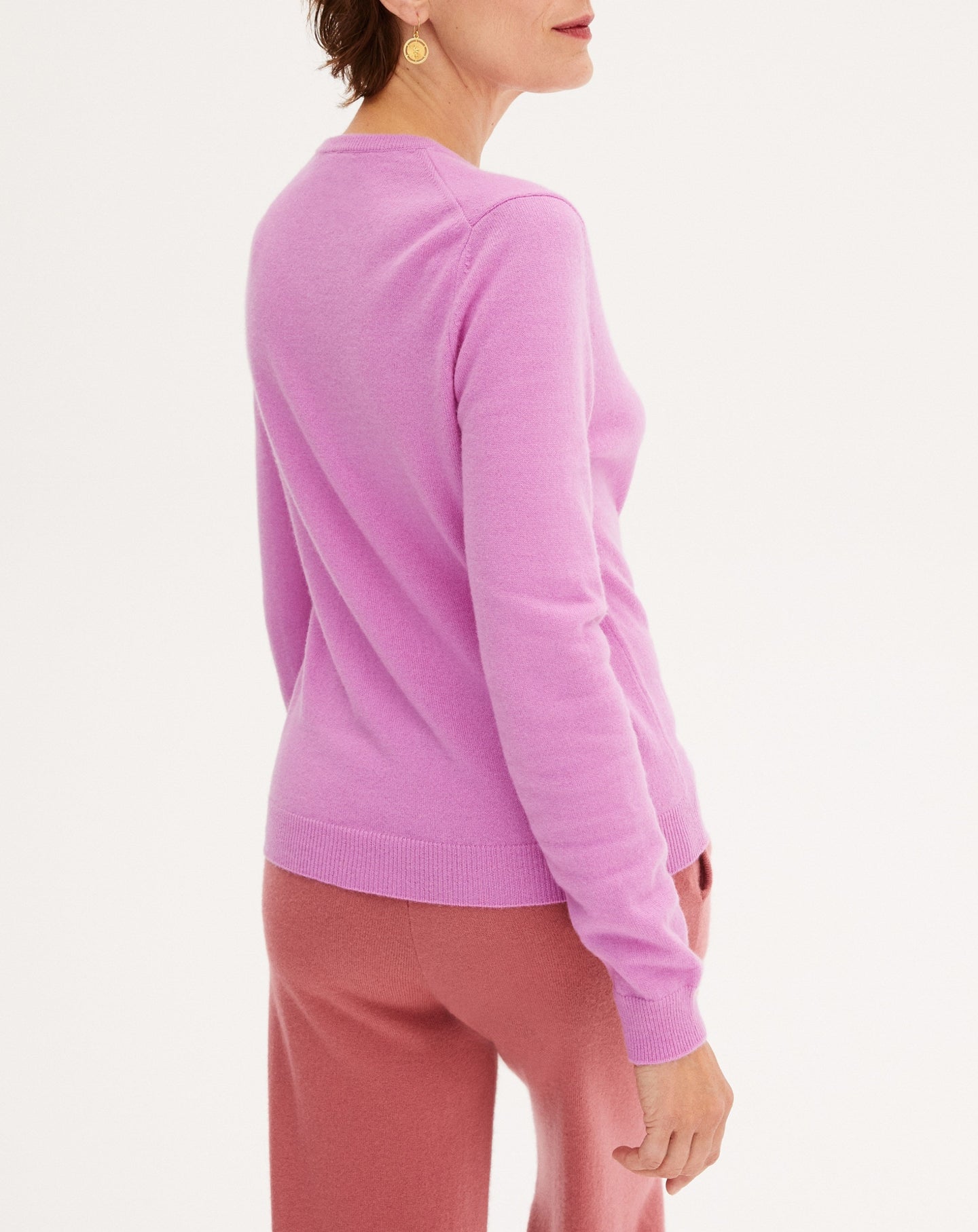Classic cashmere crew neck jumper - Clématite
