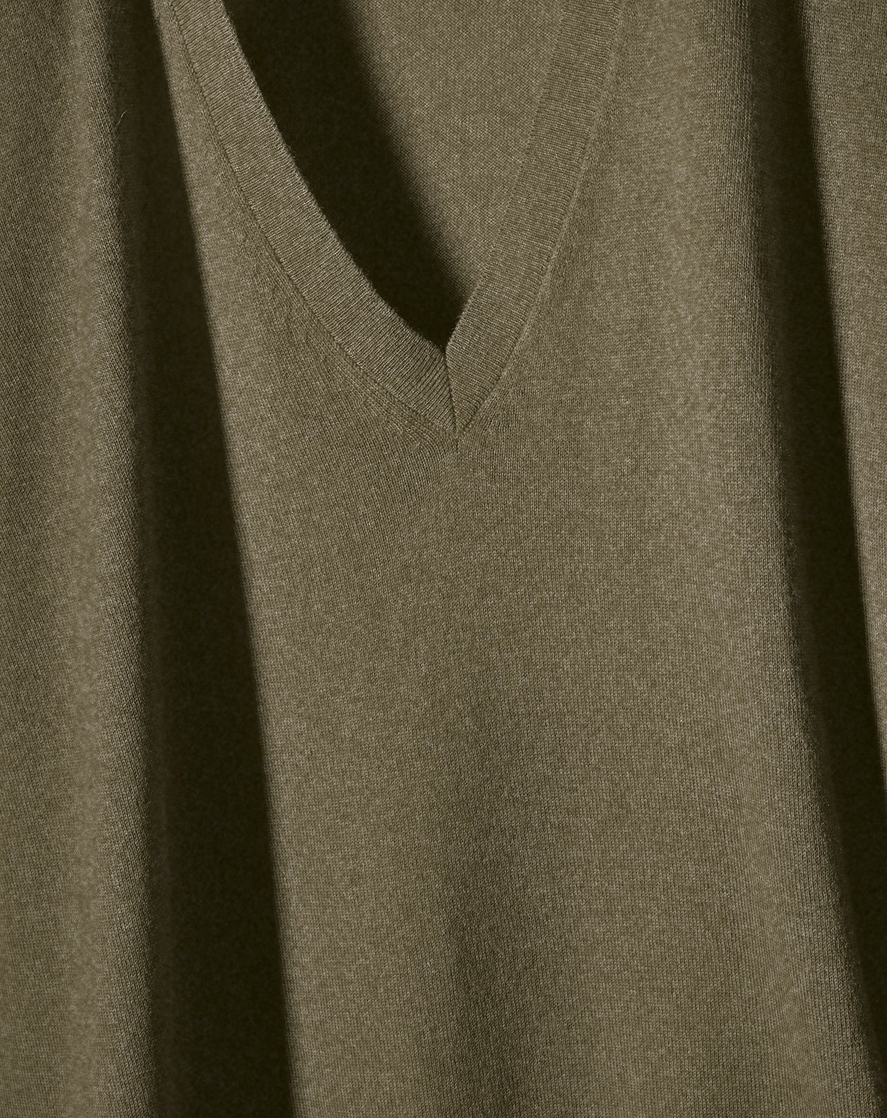 Ultra-fine cashmere V jumper - Khaki