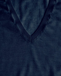 Ultra-fine cashmere V-neck jumper - Graphite