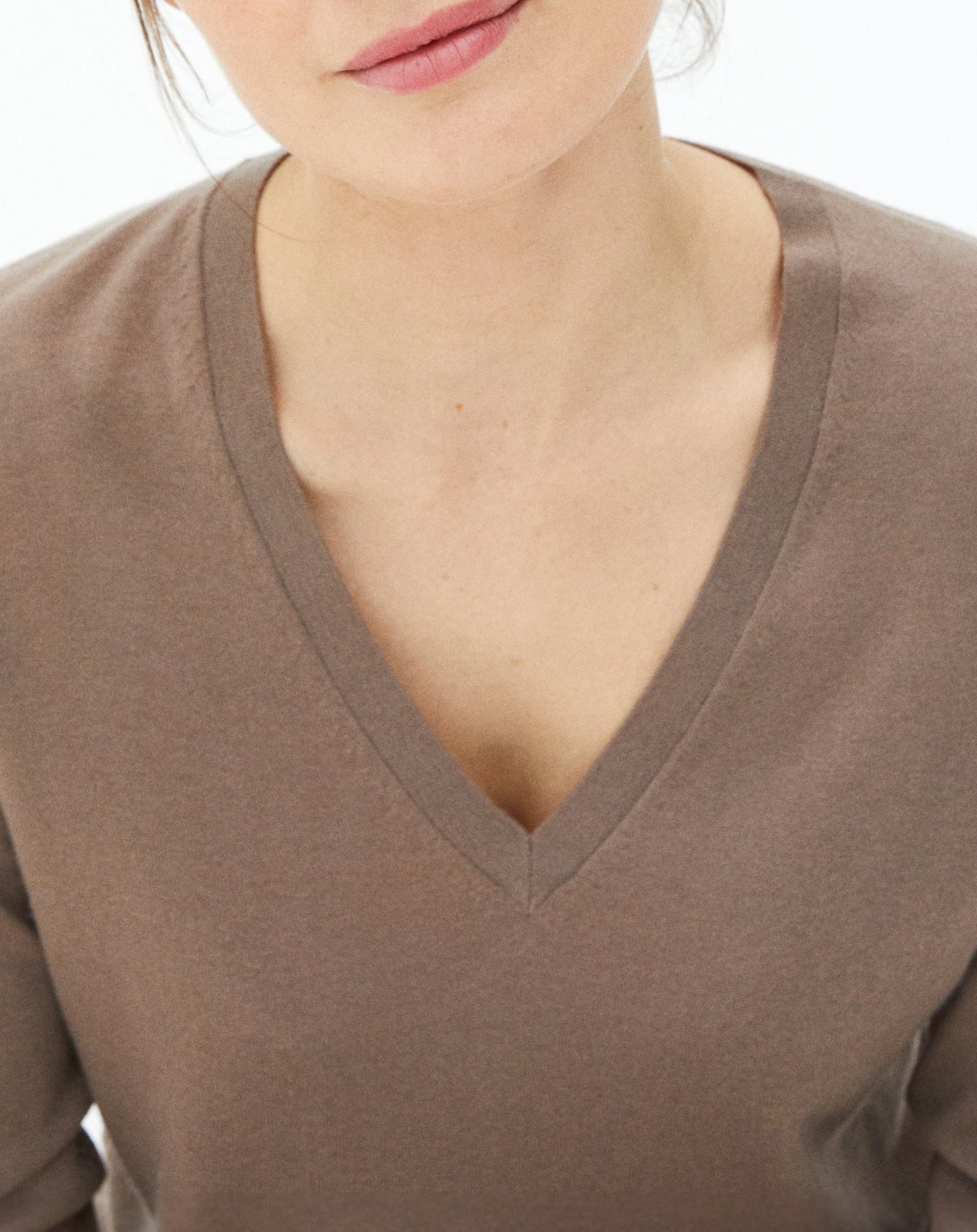 Ultra-fine cashmere V-neck jumper - Coriandre