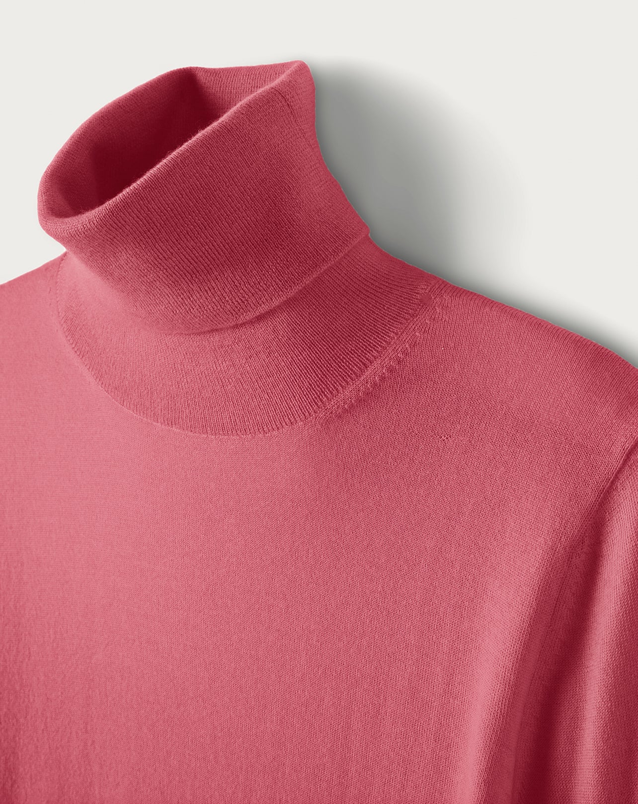 Ultra-fine cashmere turtleneck jumper - Bois de Rose