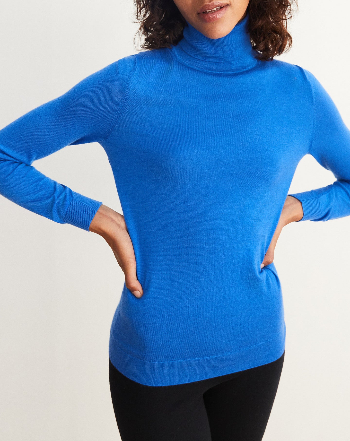 Ultra-fine cashmere turtleneck jumper - Cobalt