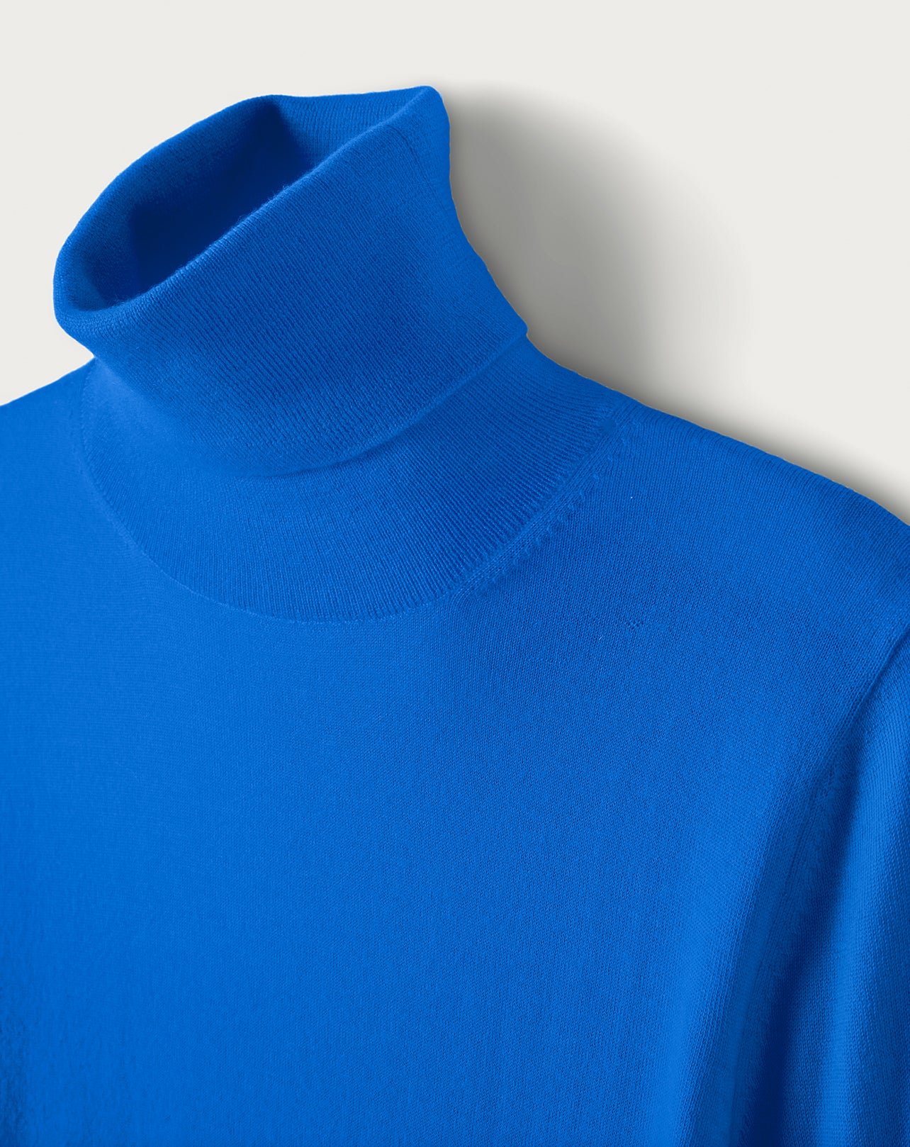 Ultra-fine cashmere turtleneck jumper - Cobalt