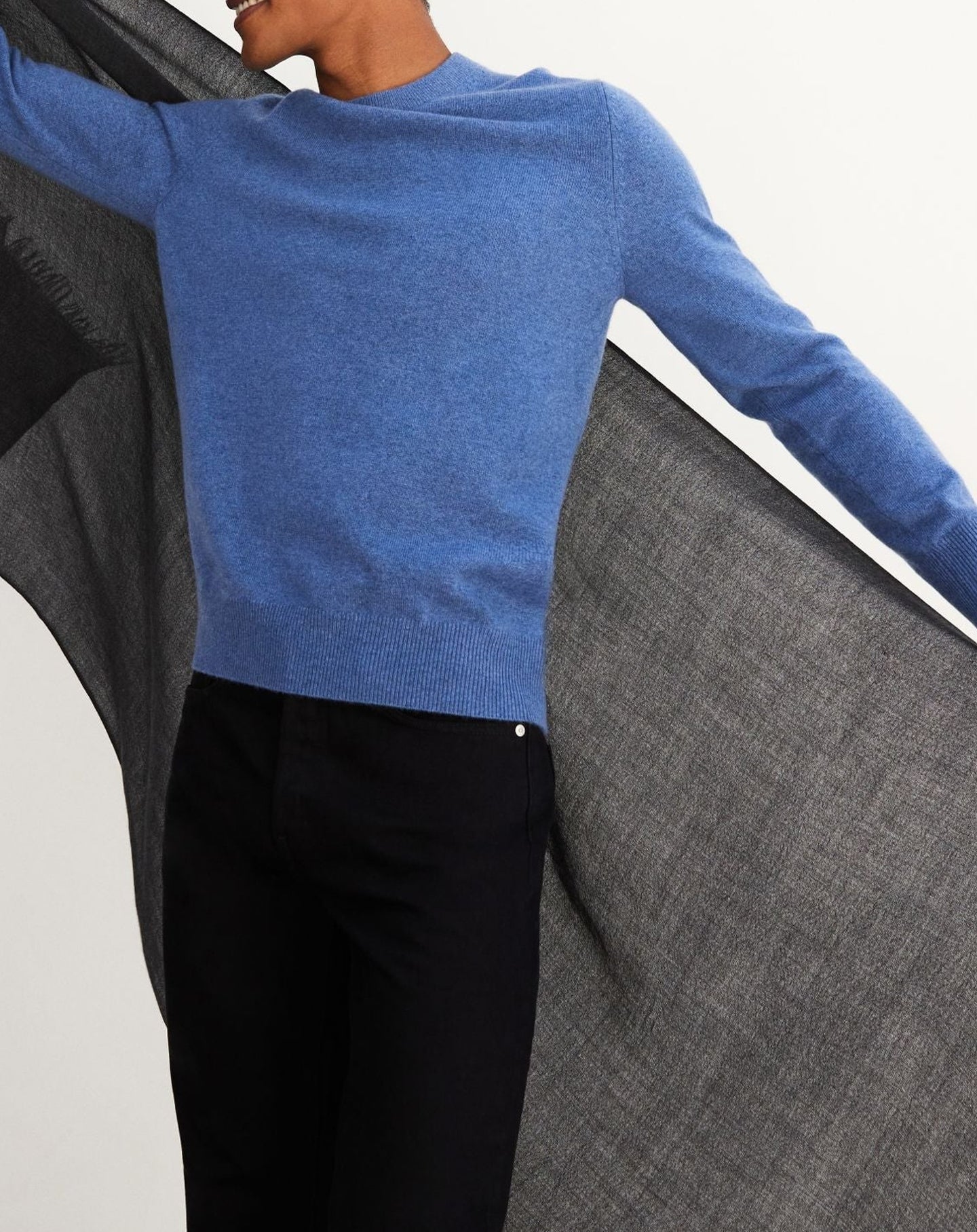 Classic cashmere crew neck jumper - Aegean Blue
