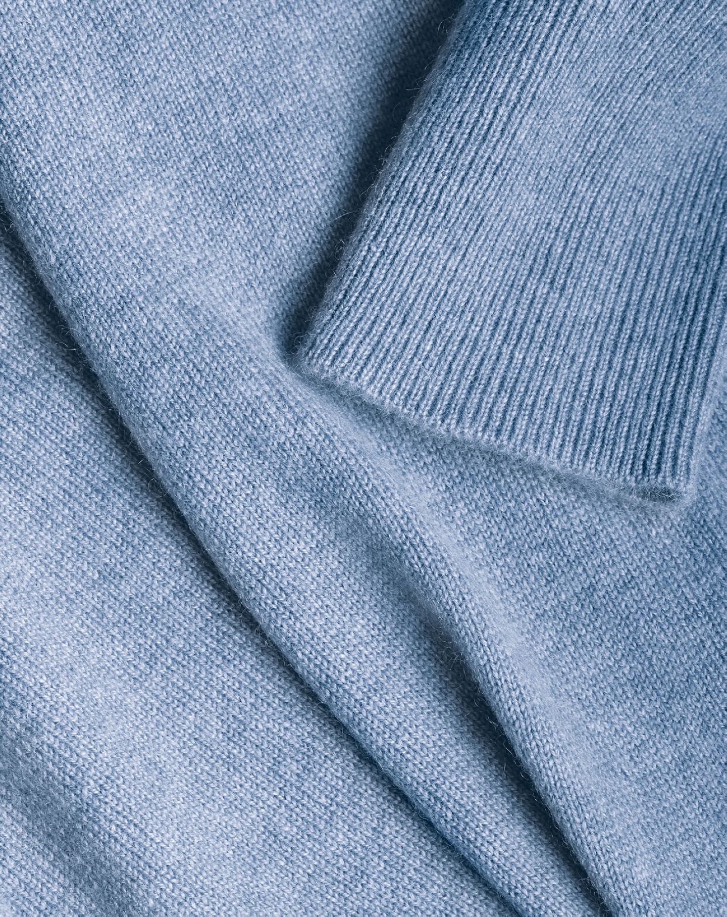 Pull ras de cou classique en cachemire - Denim