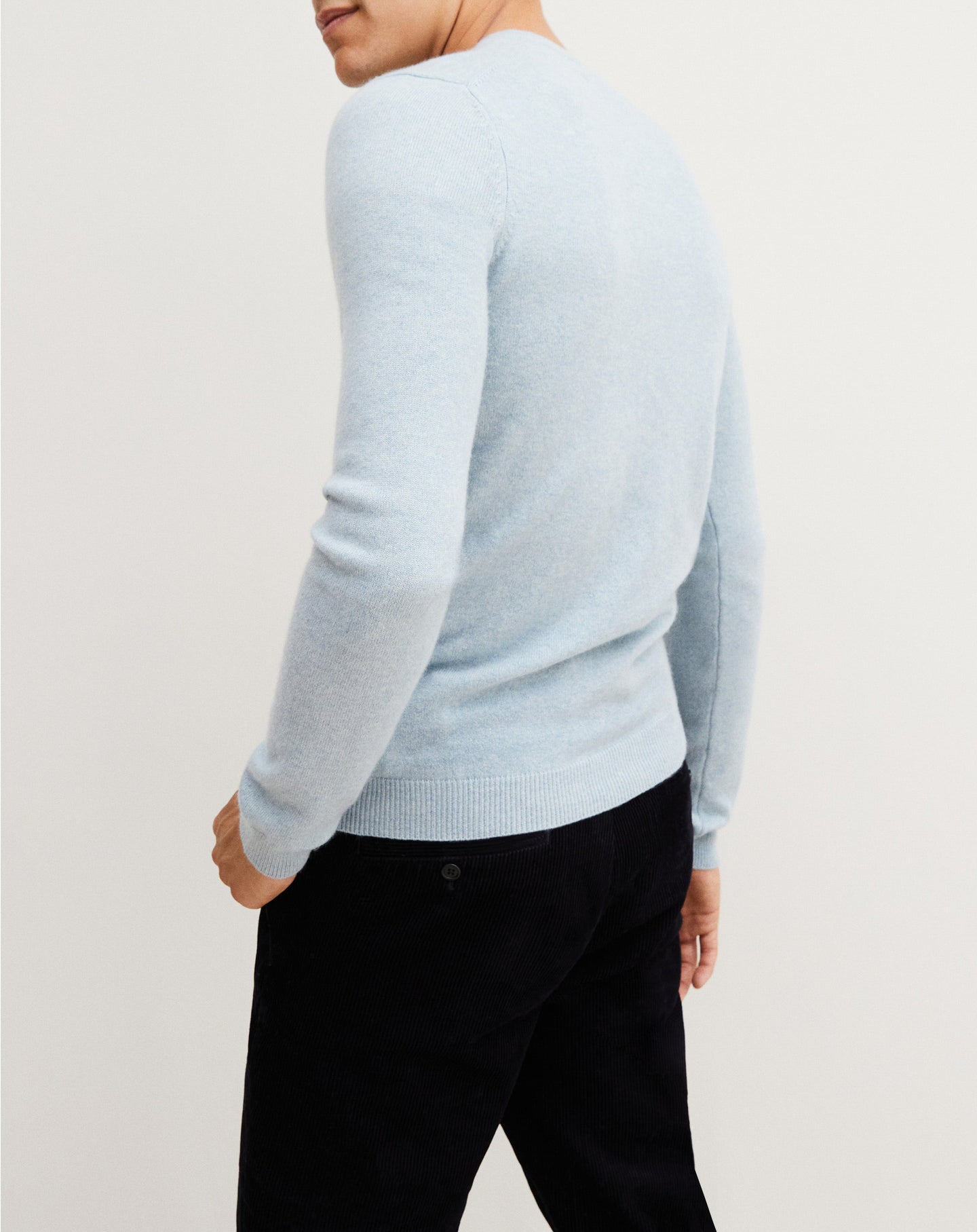 Pull V ajusté en cachemire - Jean