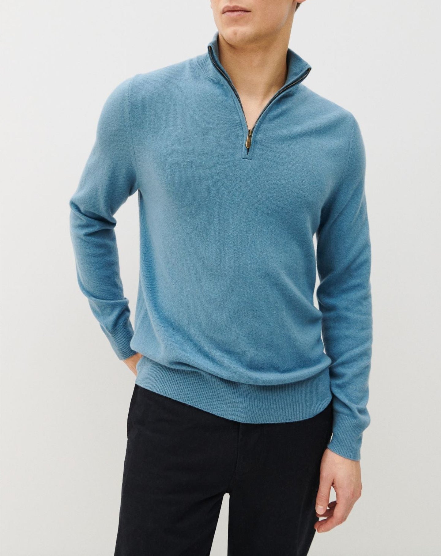 Cashmere trucker-neck jumper - Egyptian blue
