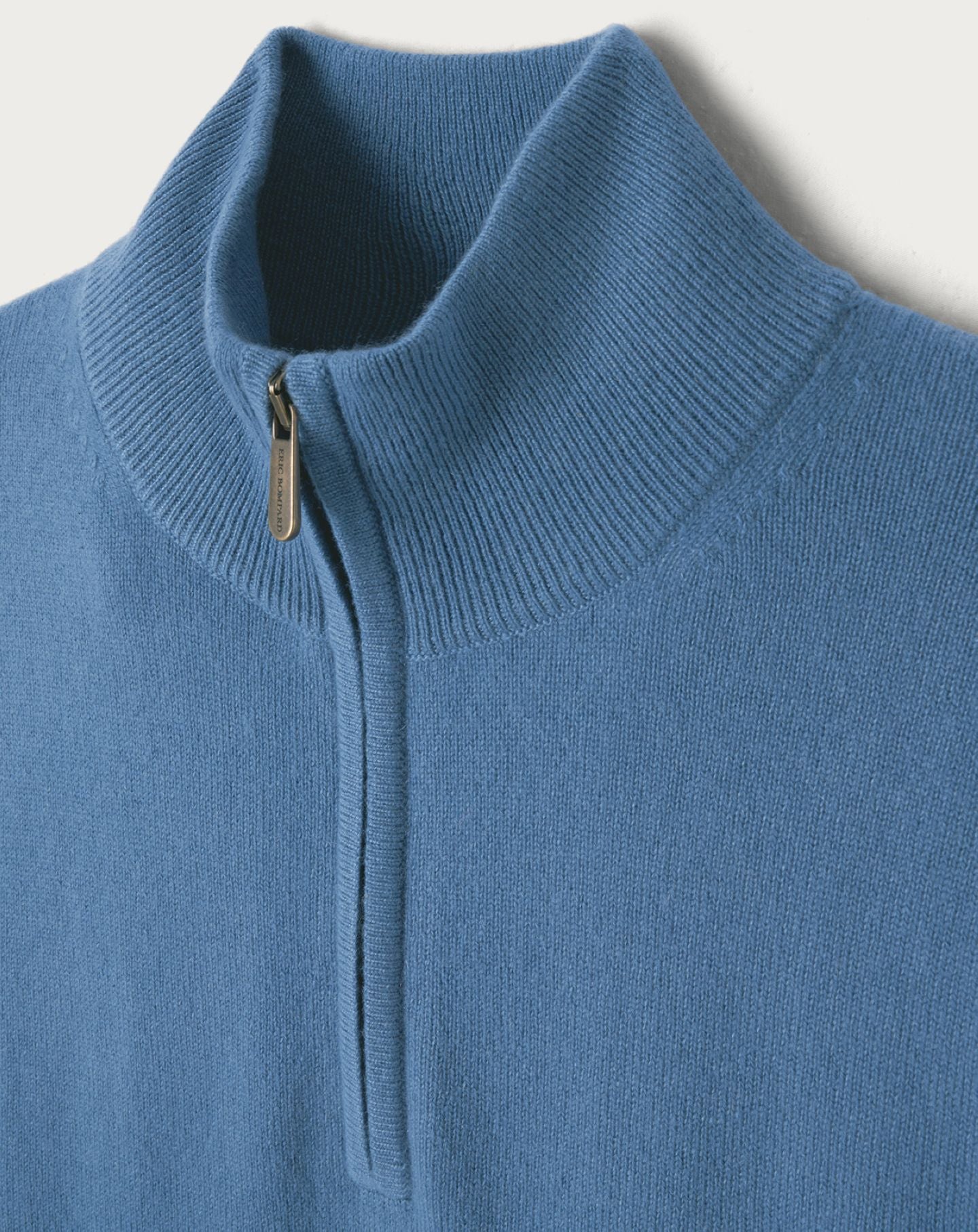 Cashmere trucker-neck jumper - Egyptian blue