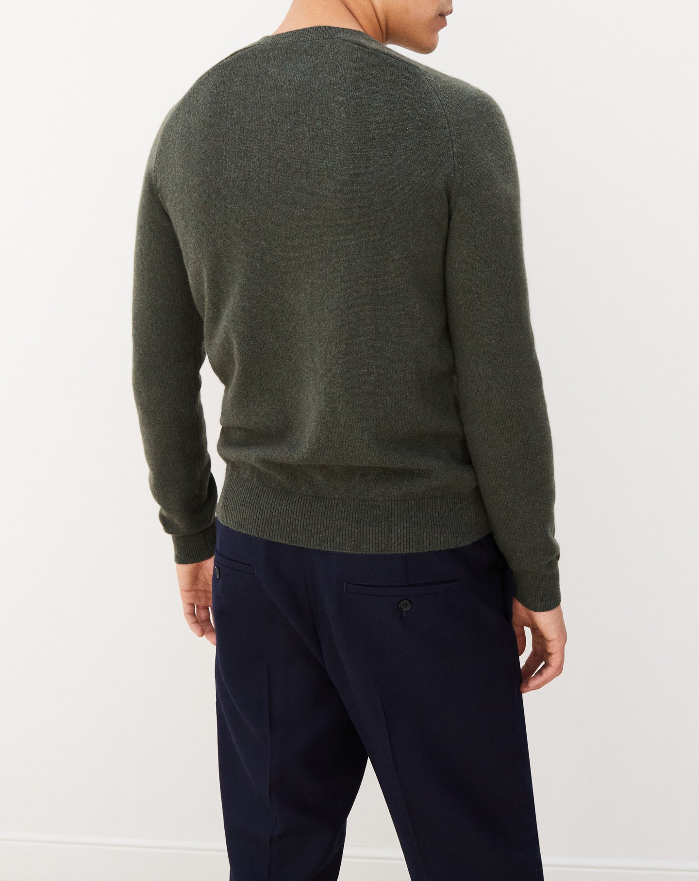 Fitted cashmere hammered armhole crew neck jumper - Oats