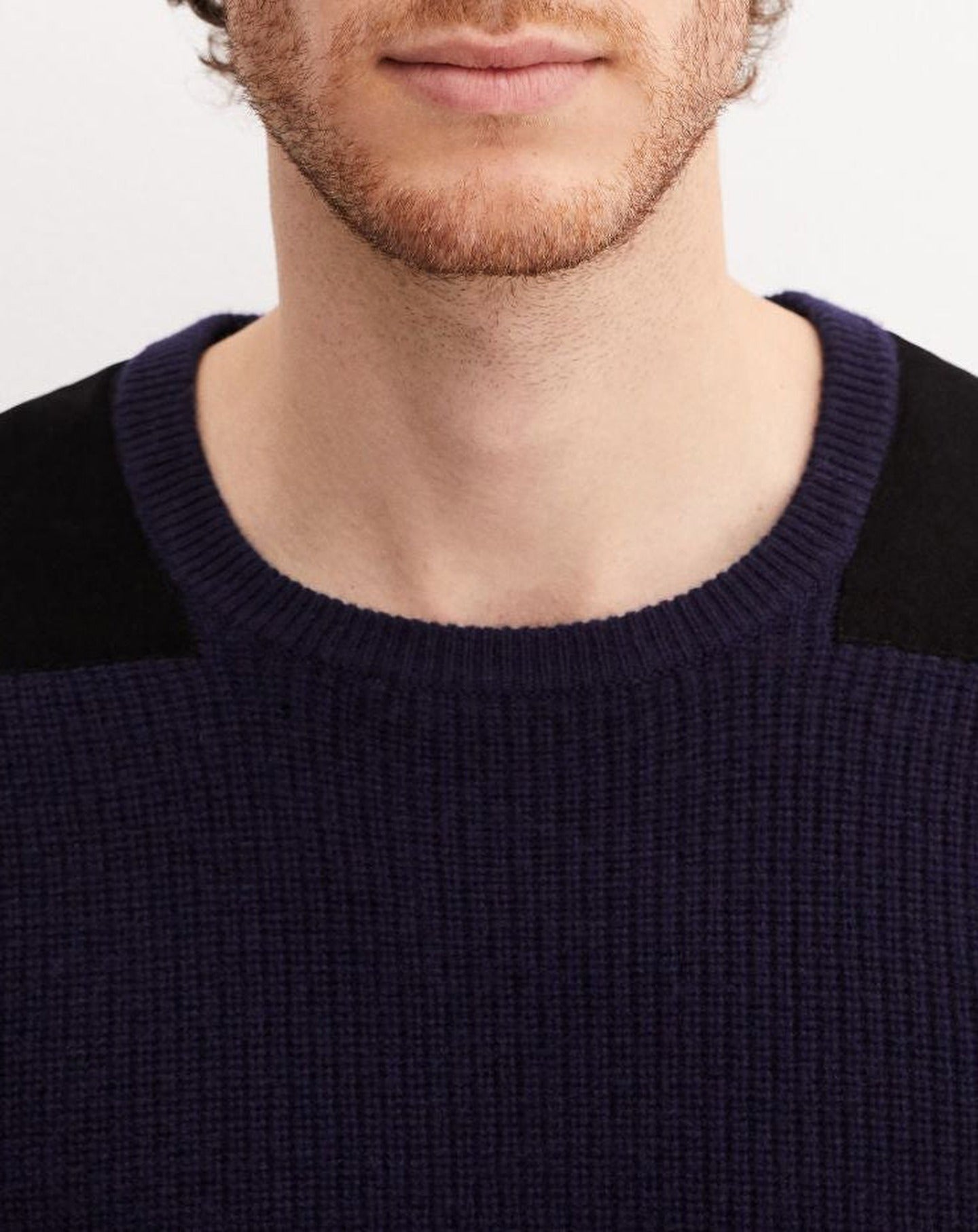 Cashmere crew-neck jumper with panels - Navy