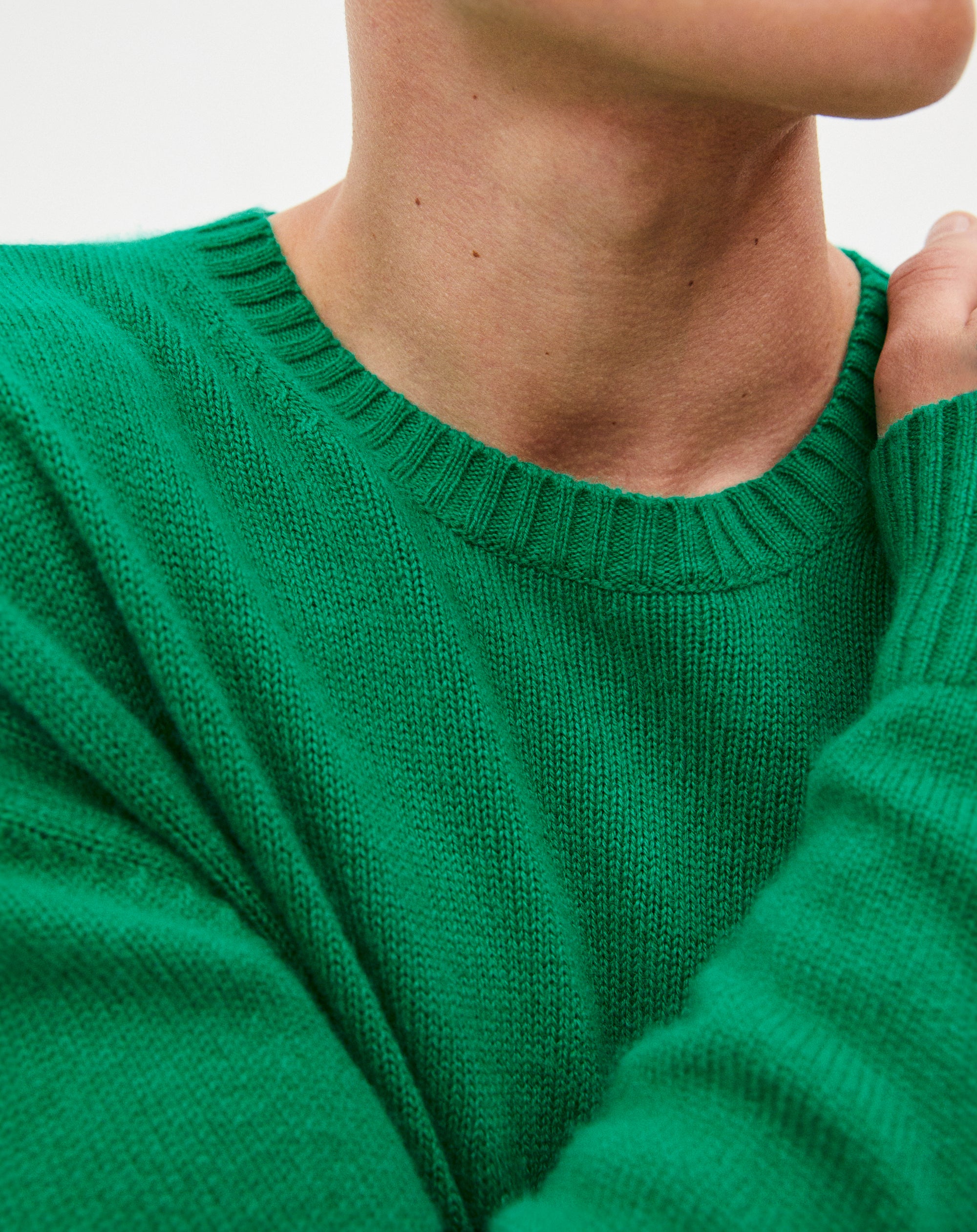 Cashmere loose-fit crew neck jumper - Peppermint