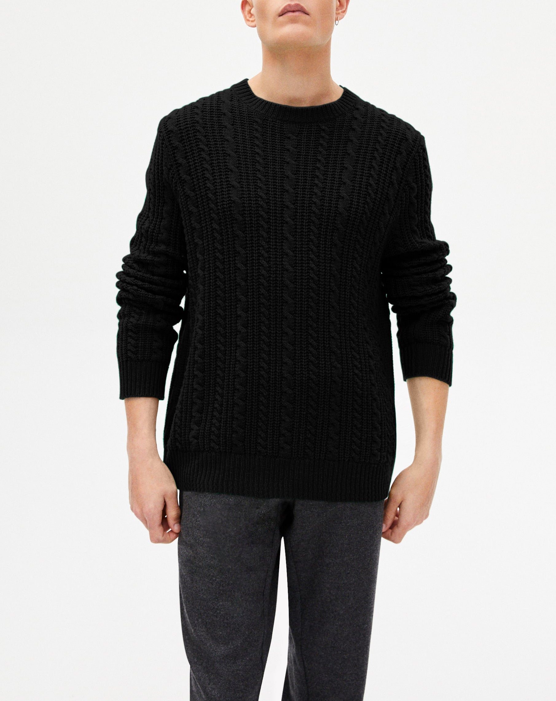 Wool and cashmere cable-knit crew neck jumper - Black