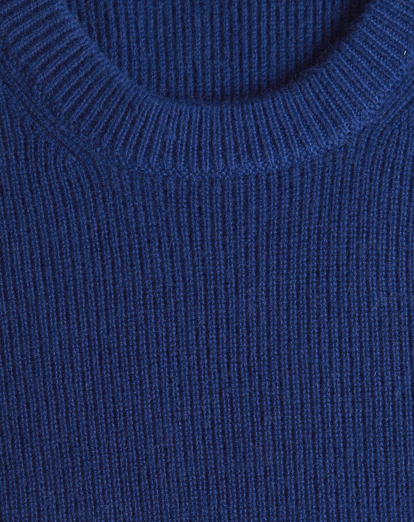 Round-neck cashmere jumper in English rib - Royal