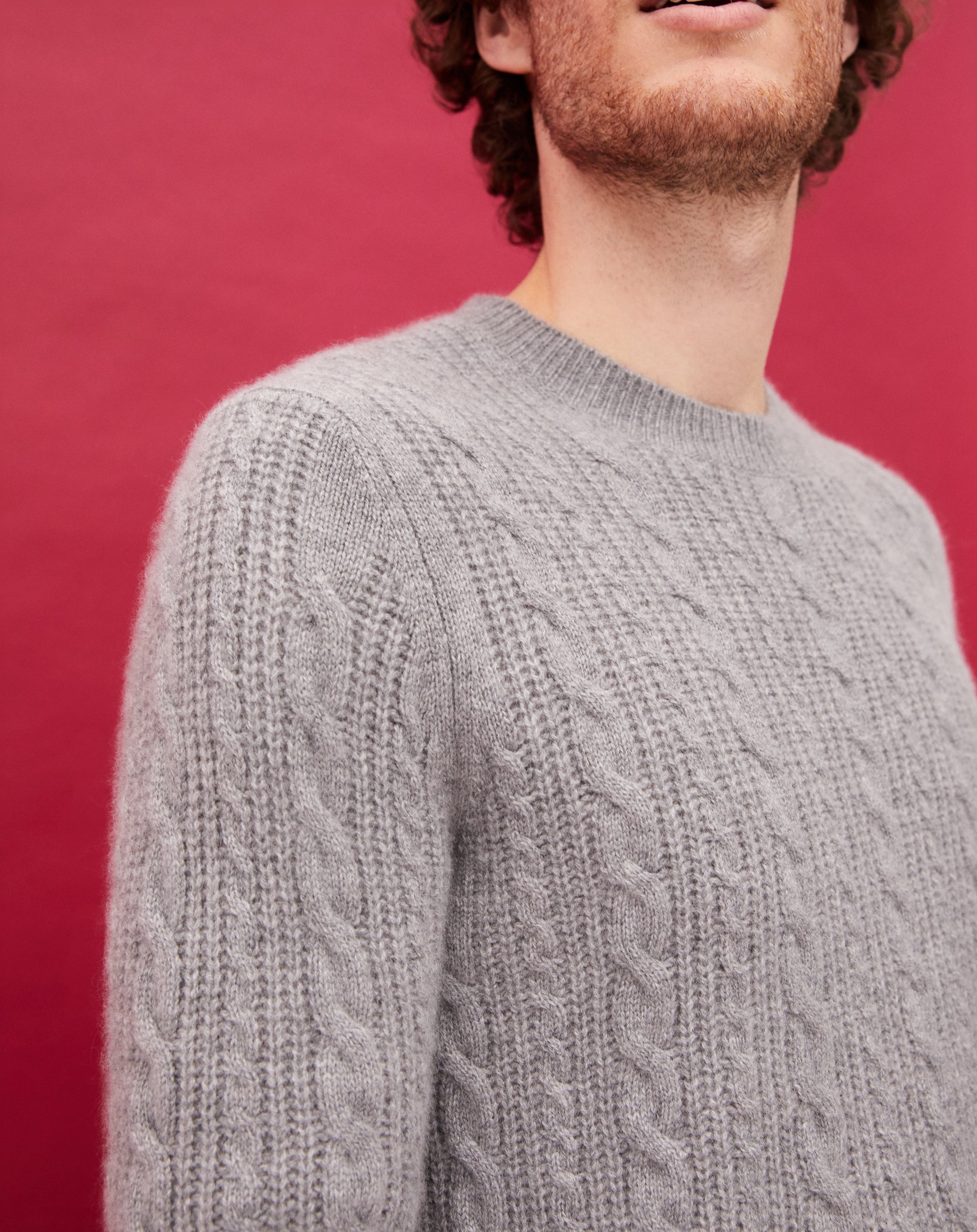 Cashmere cable-knit crew neck jumper - Flannel