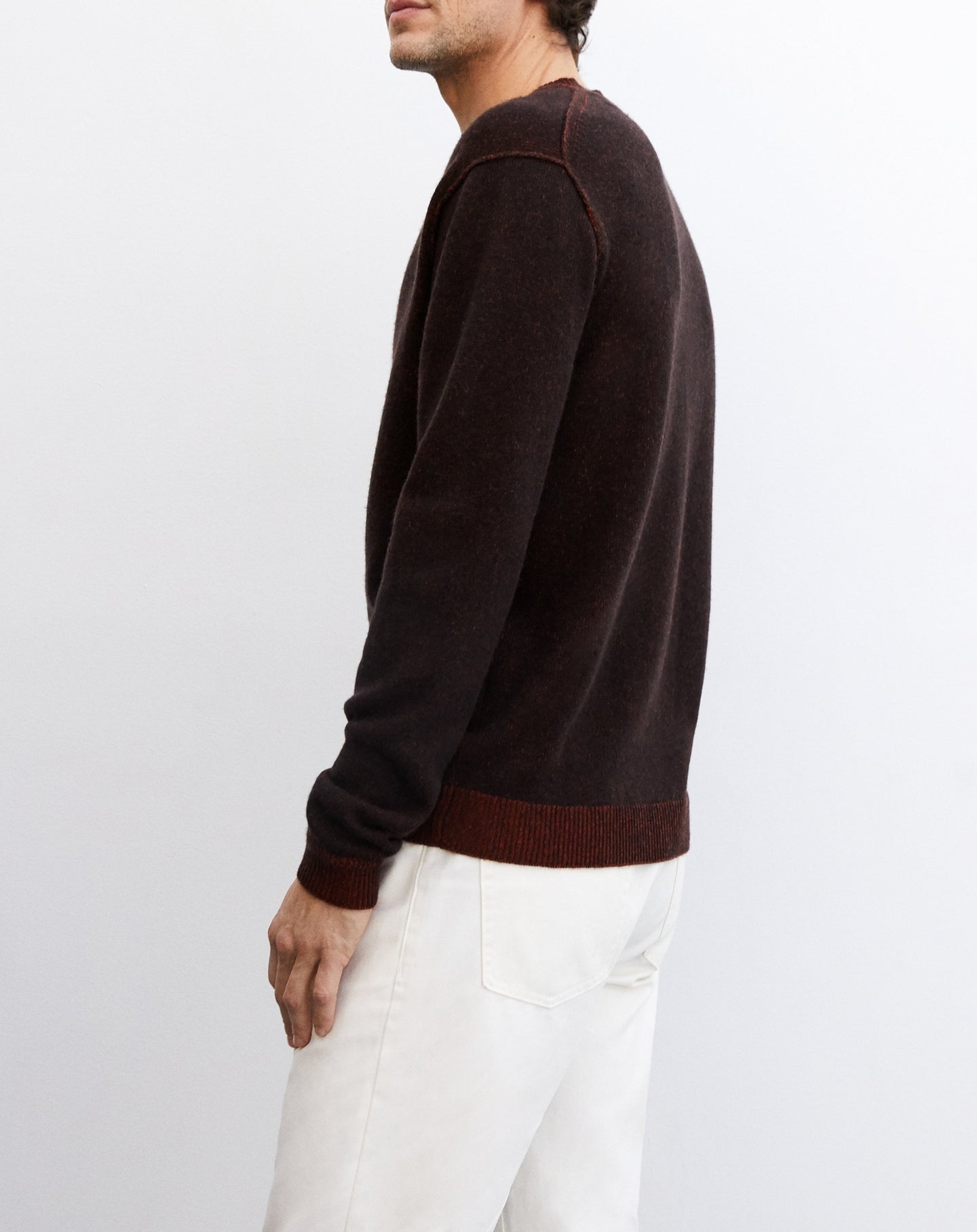 Two-tone Vanise V jumper in yak wool and cashmere - Ebène & Everbay