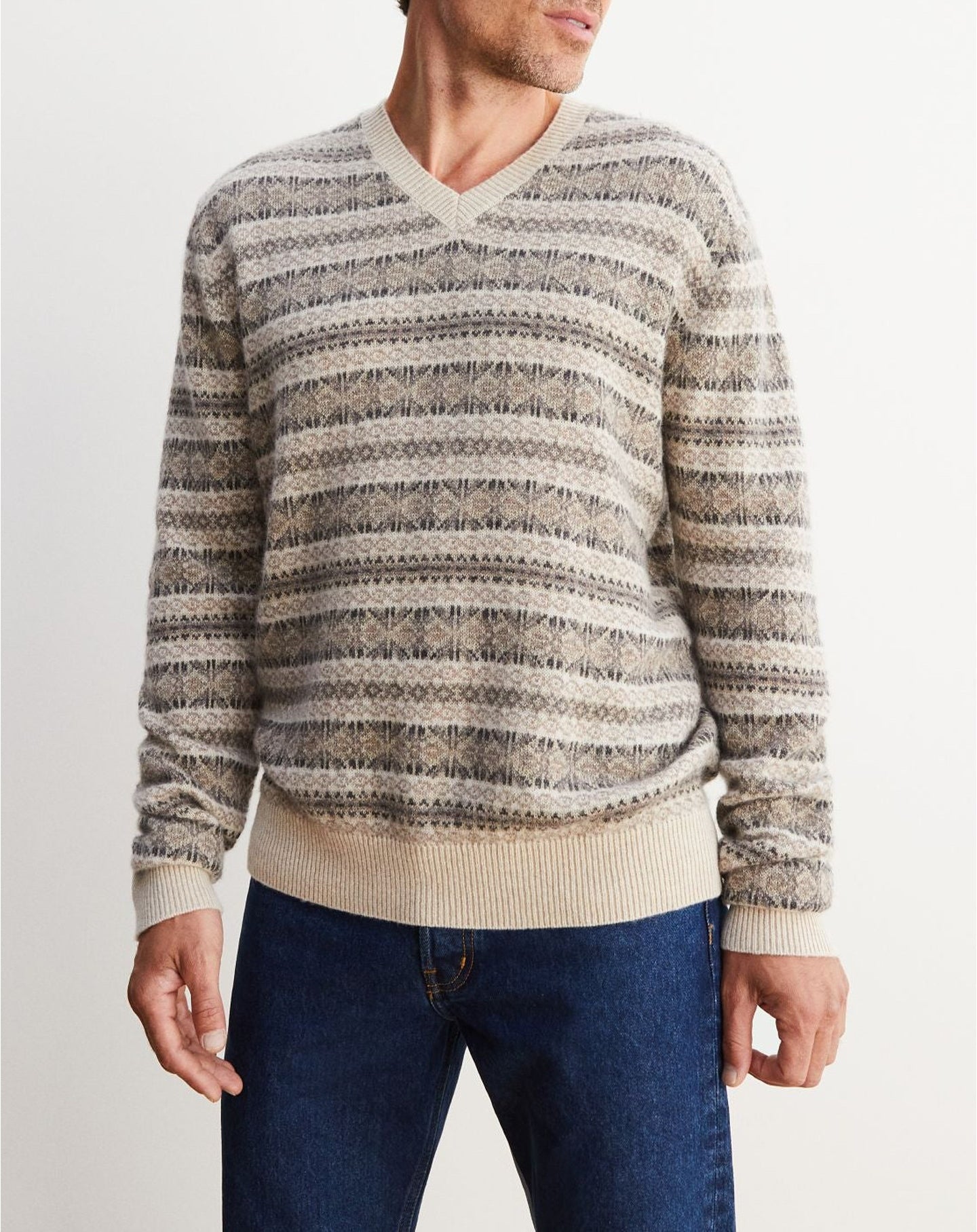 Pull V jacquard Fair Isle en cachemire - Avoine