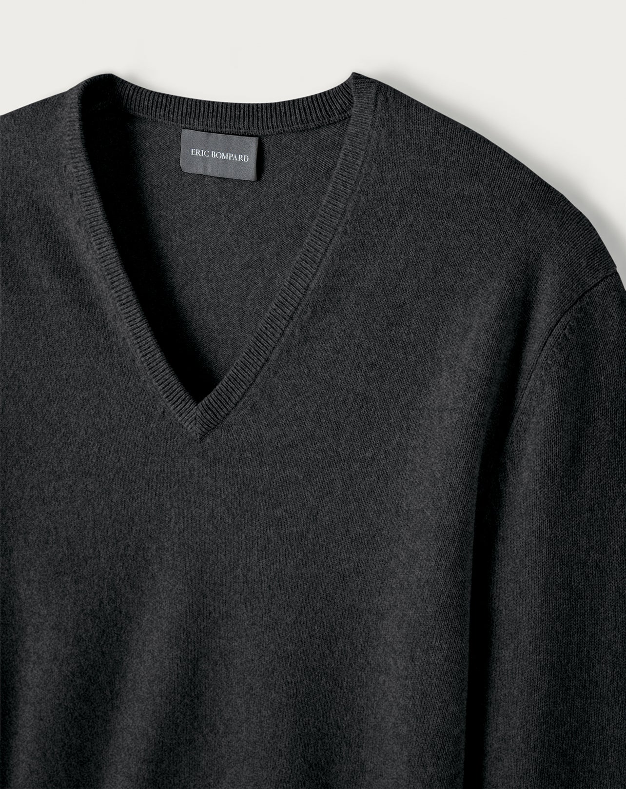 Pull V classique en cachemire - Anthracite