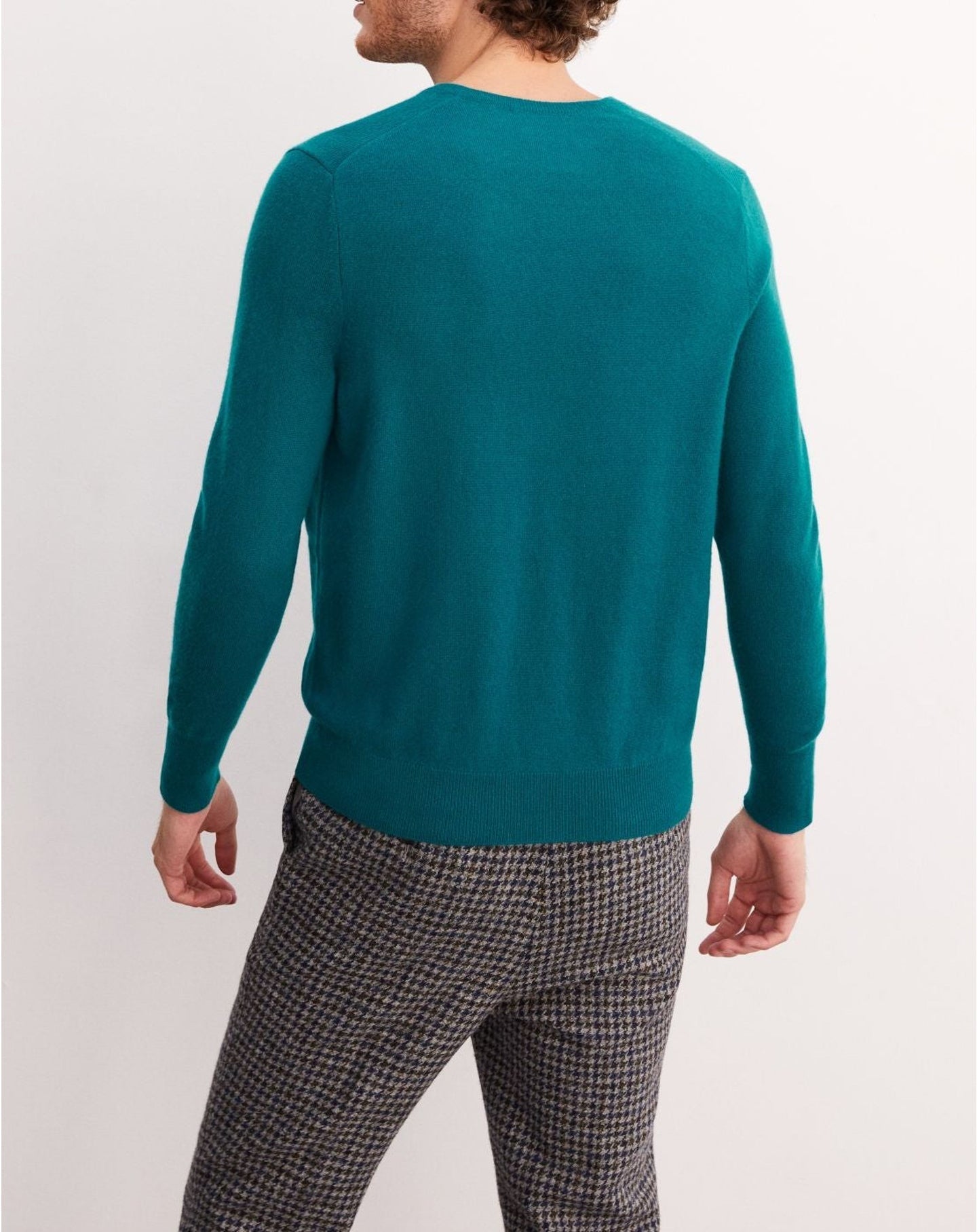 Classic cashmere V-neck jumper - Yucca