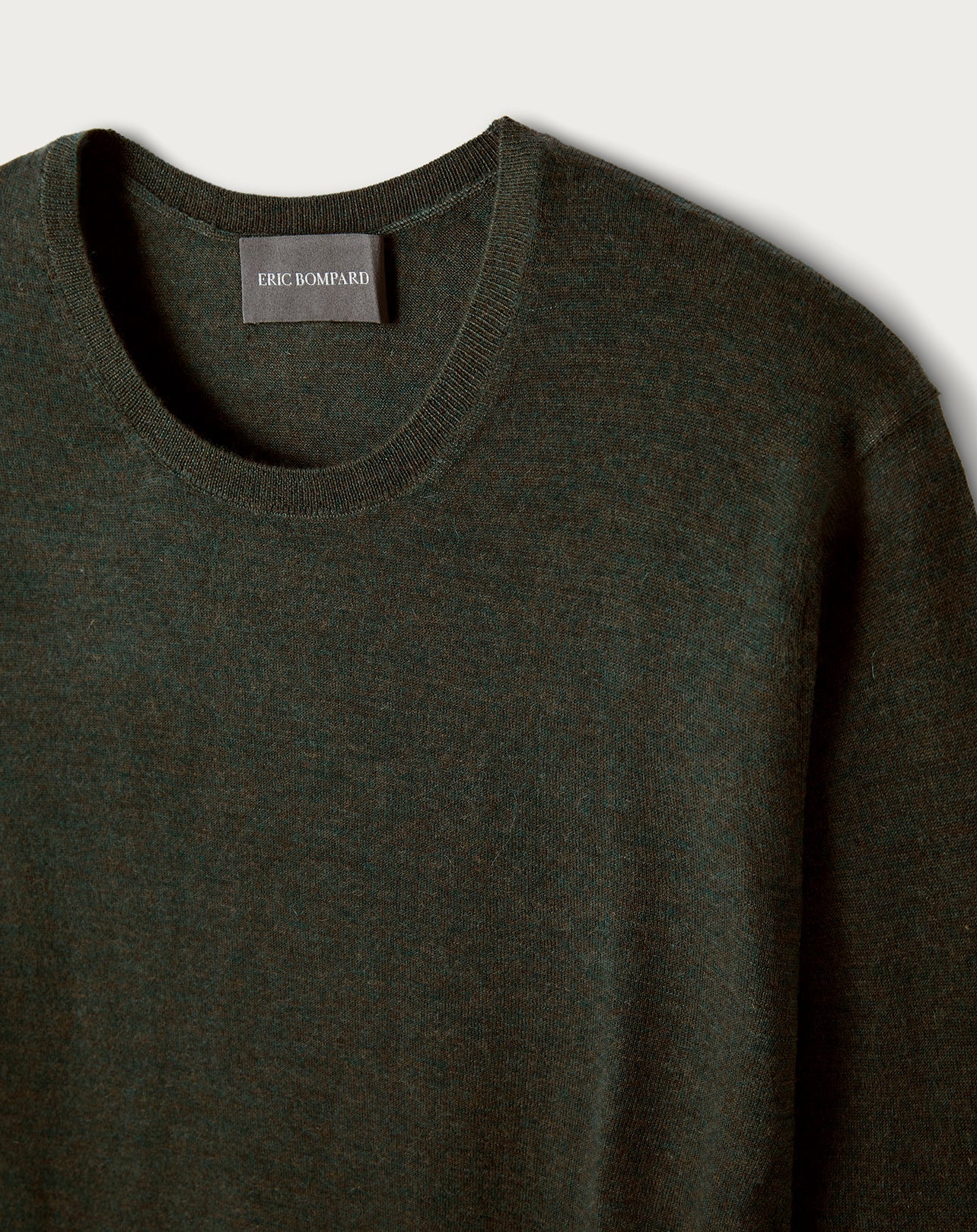 Ultra-fine cashmere crew neck jumper - Hunting