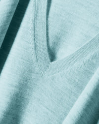Ultra-fine cashmere V jumper - Bora Bora