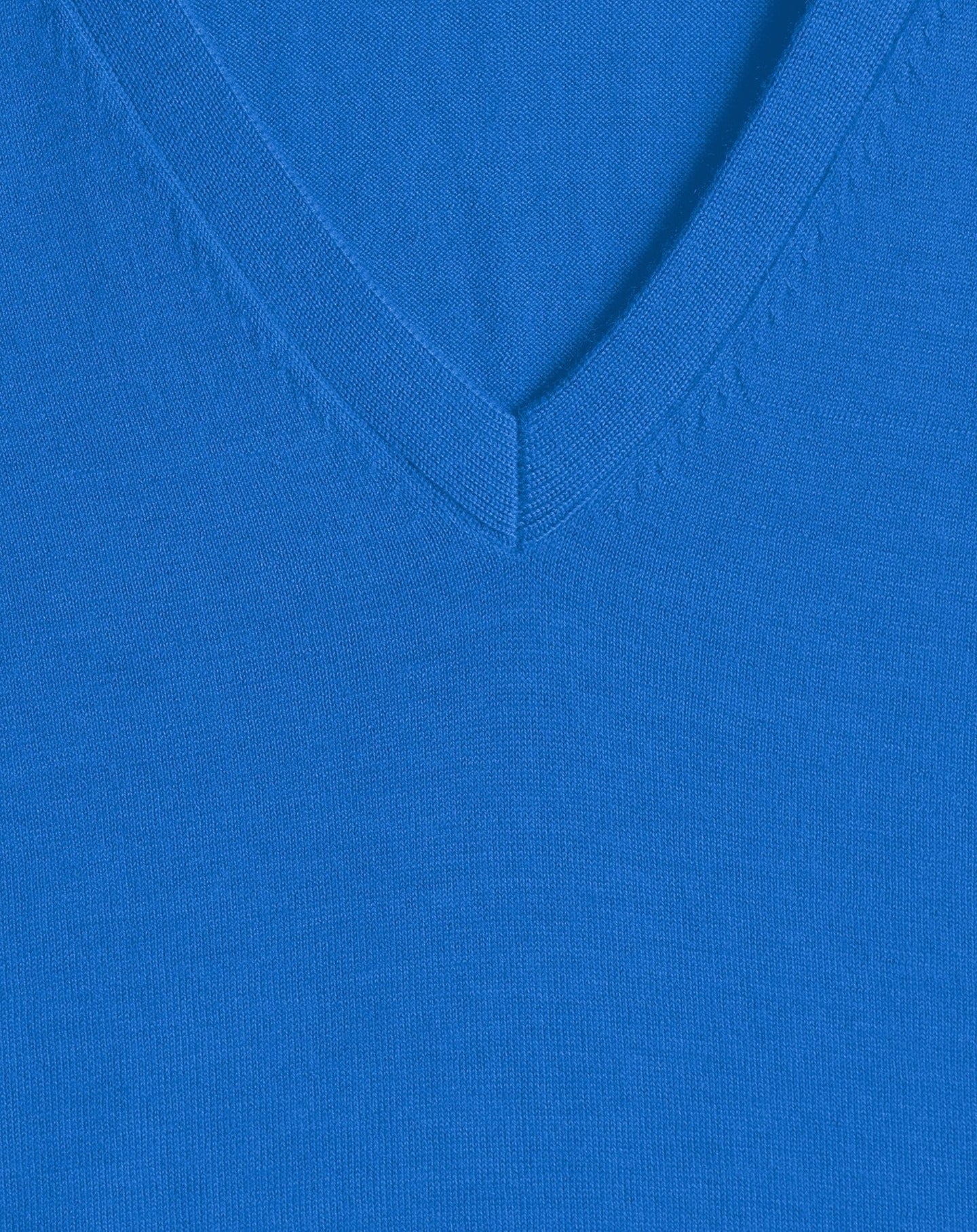 Ultra-fine V-neck cashmere jumper - Bleu De France