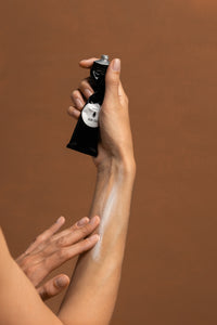 Crème pour les mains rose noire - Black